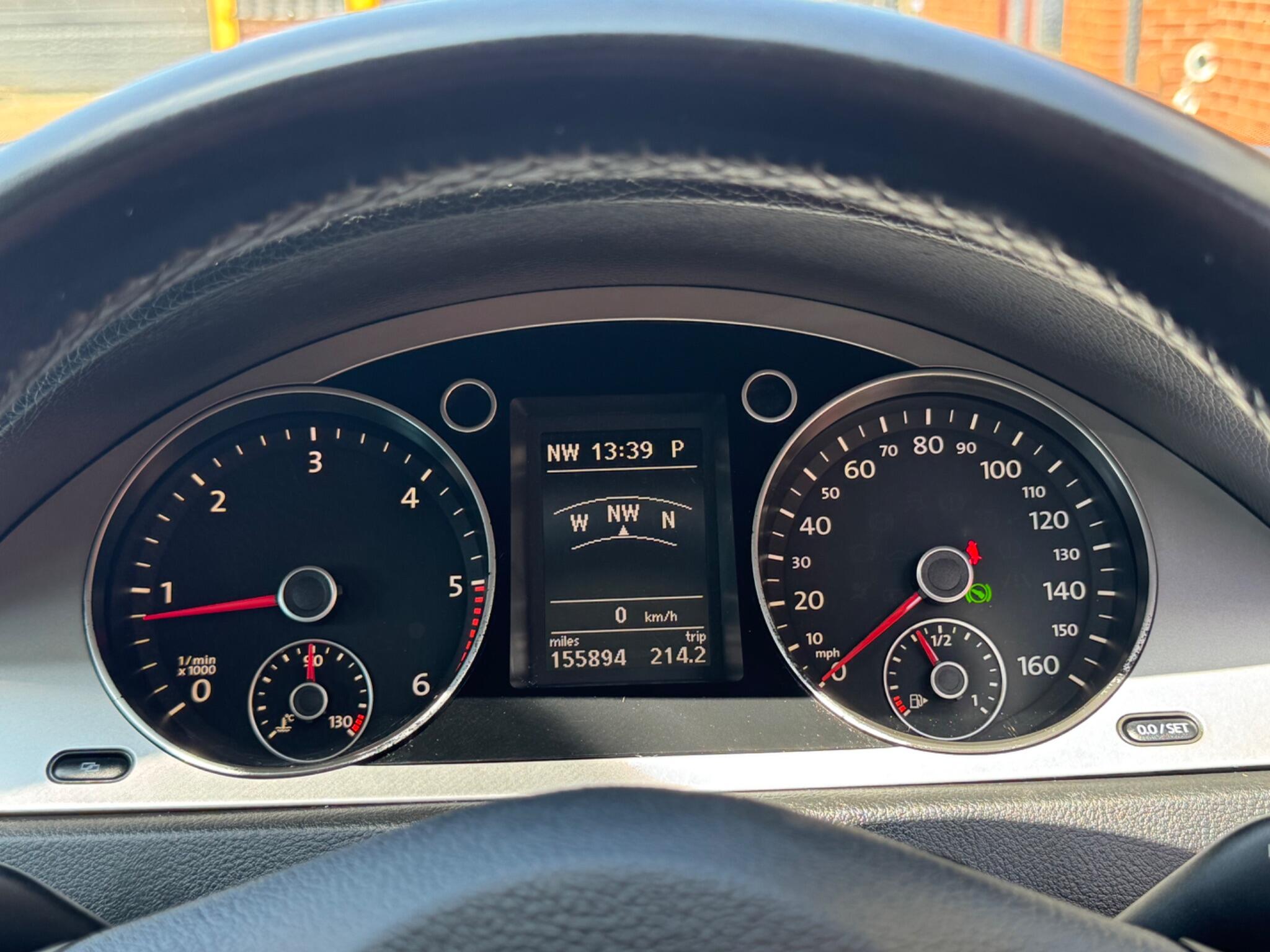 Volkswagen Passat view 14