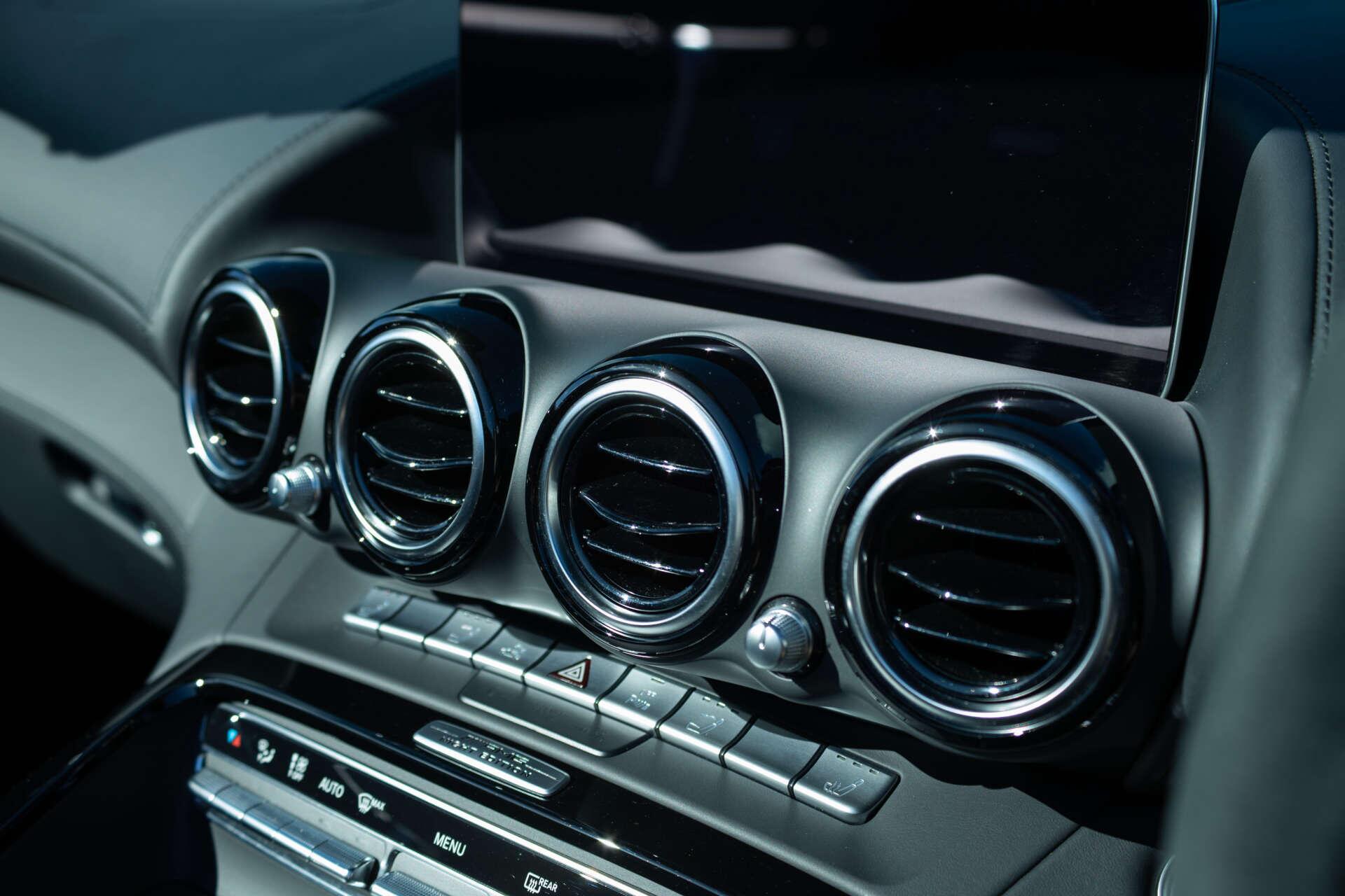 Mercedes-Benz Amg GT view 24