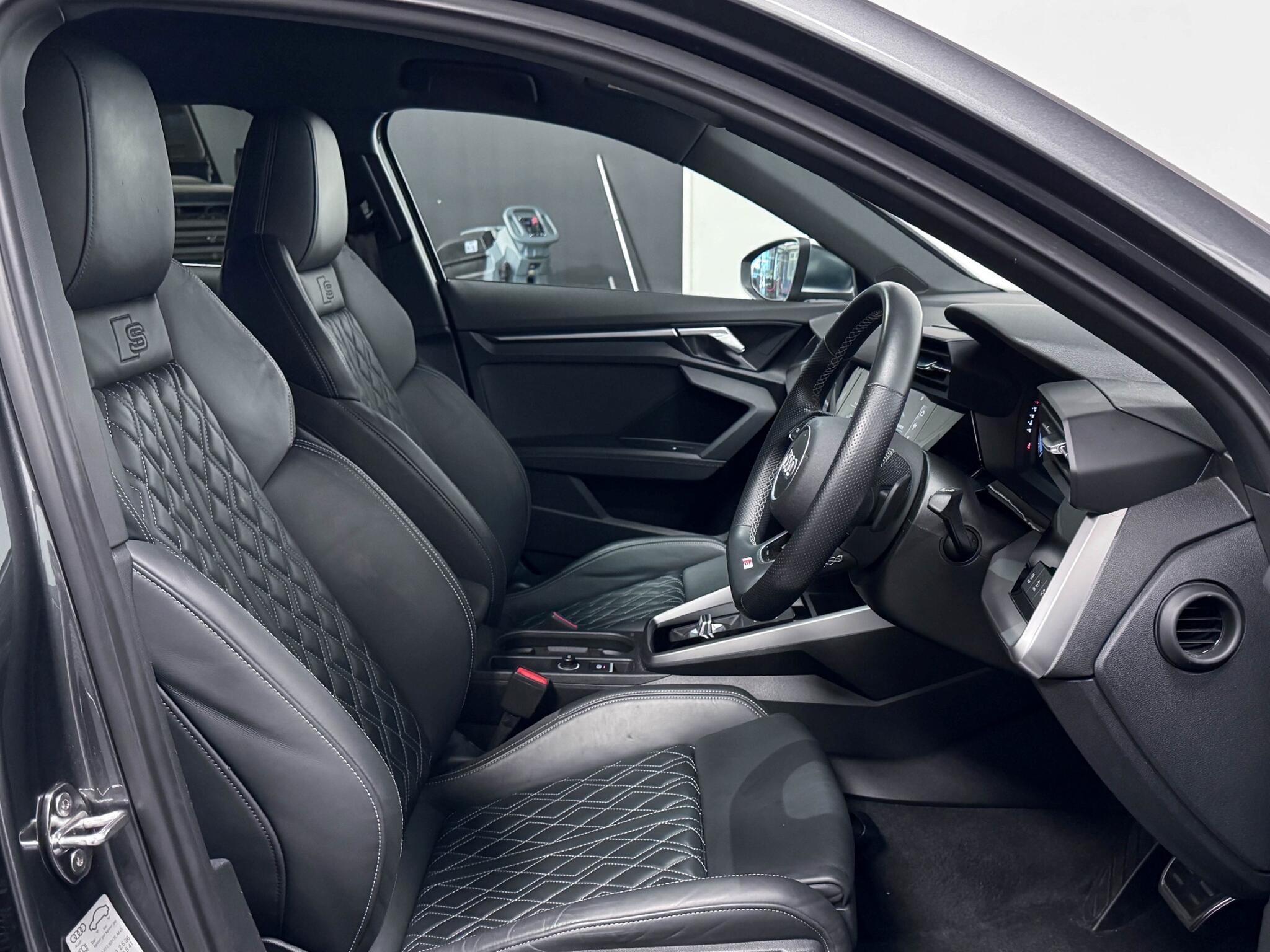 Audi S3 view 24