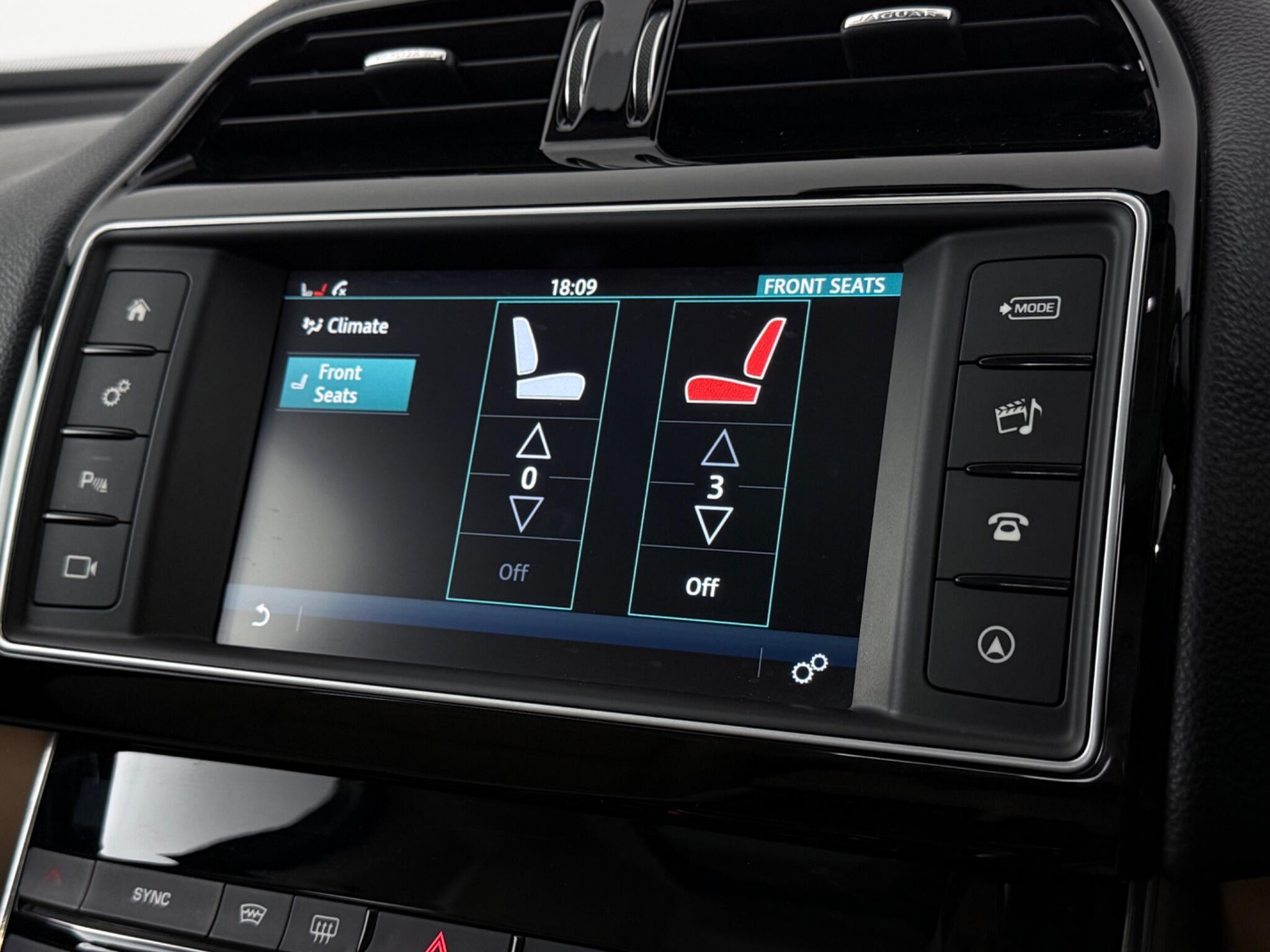 Jaguar Xe view 23