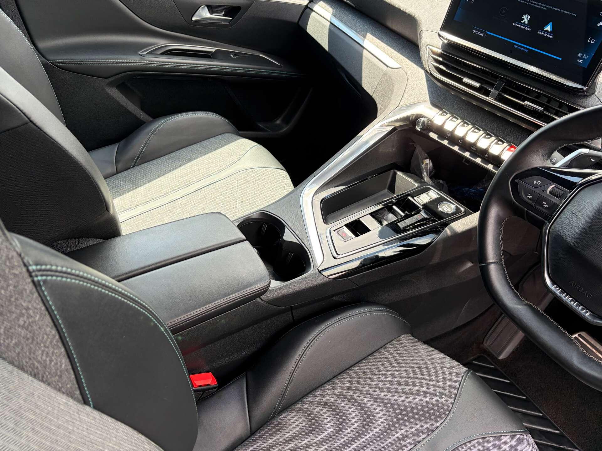 Peugeot 5008 view 43