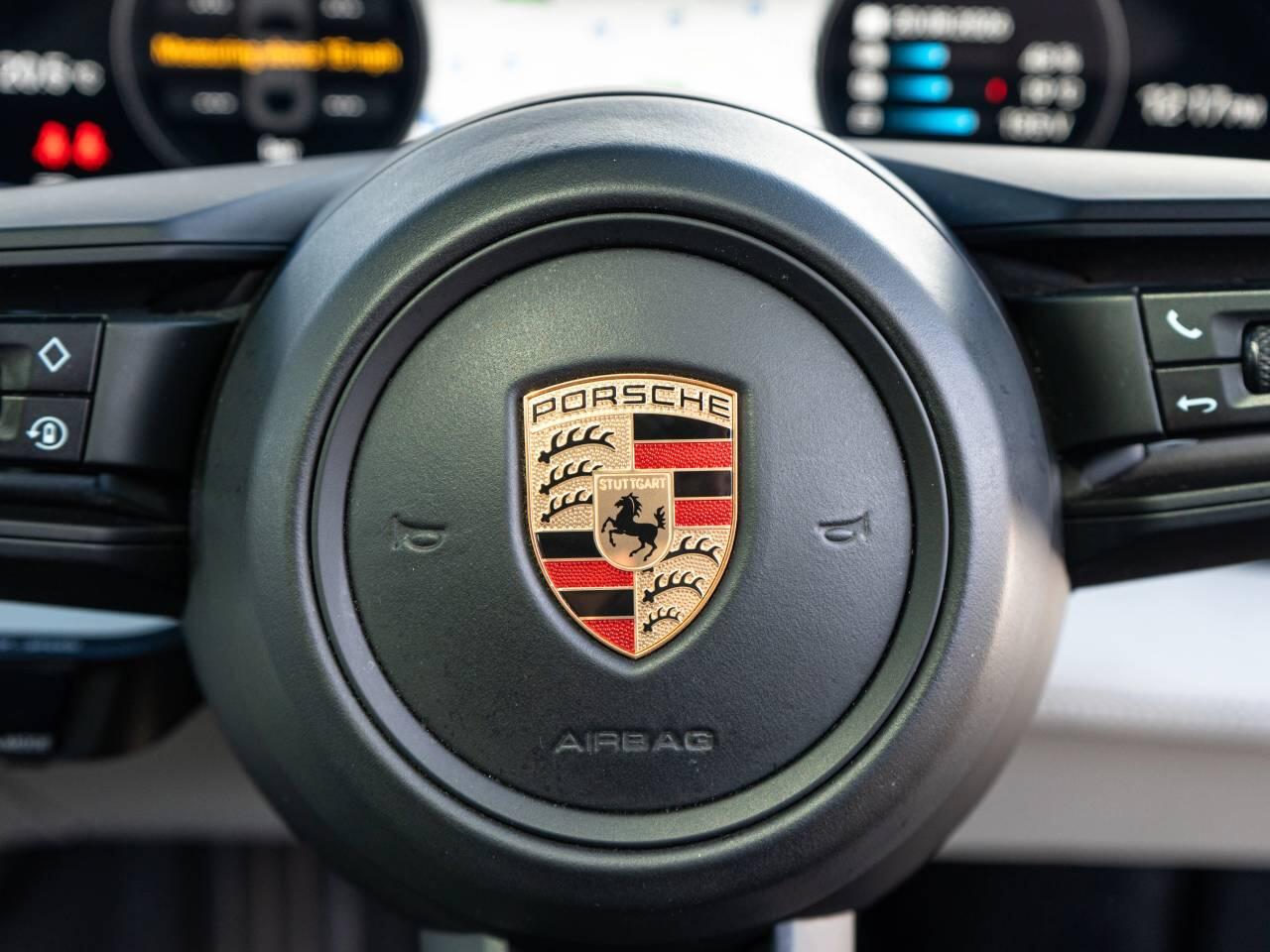 Porsche Taycan view 17