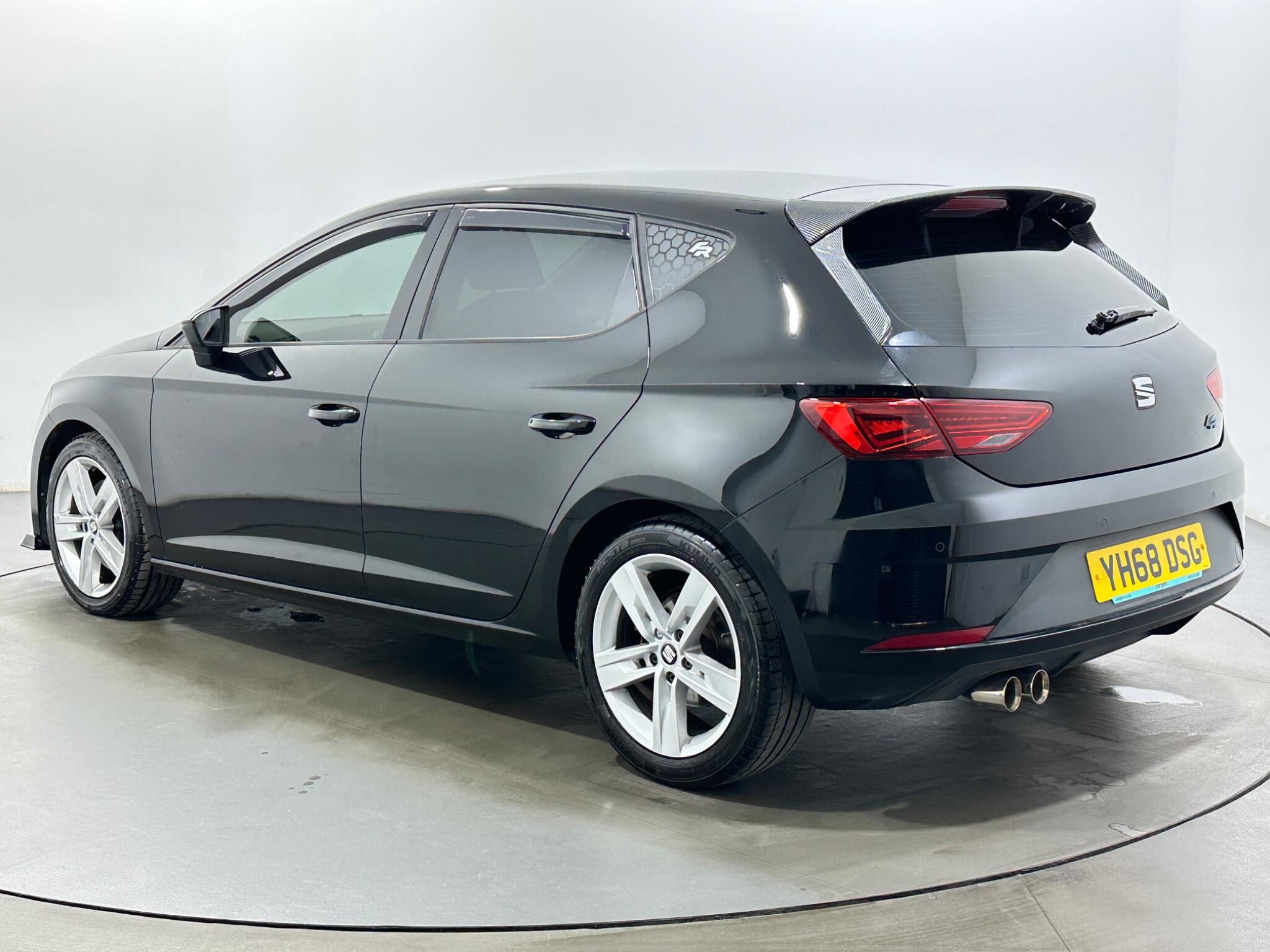 Seat Leon view 6