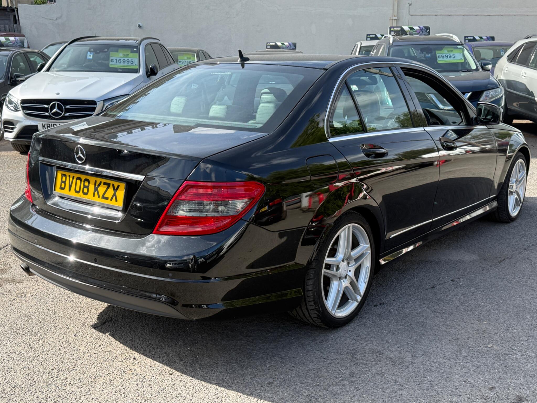 Mercedes-Benz C Class - Image 6