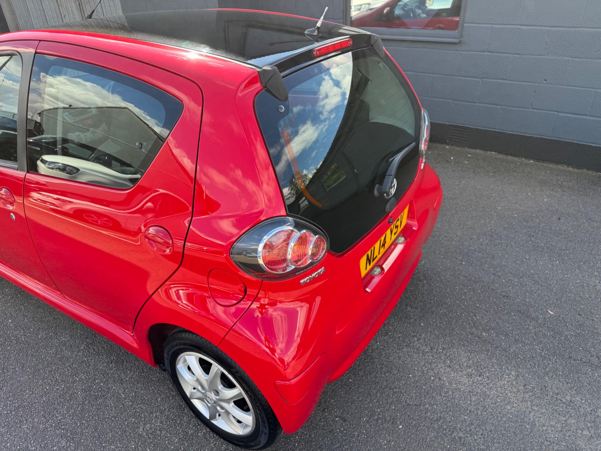 Toyota Aygo view 34