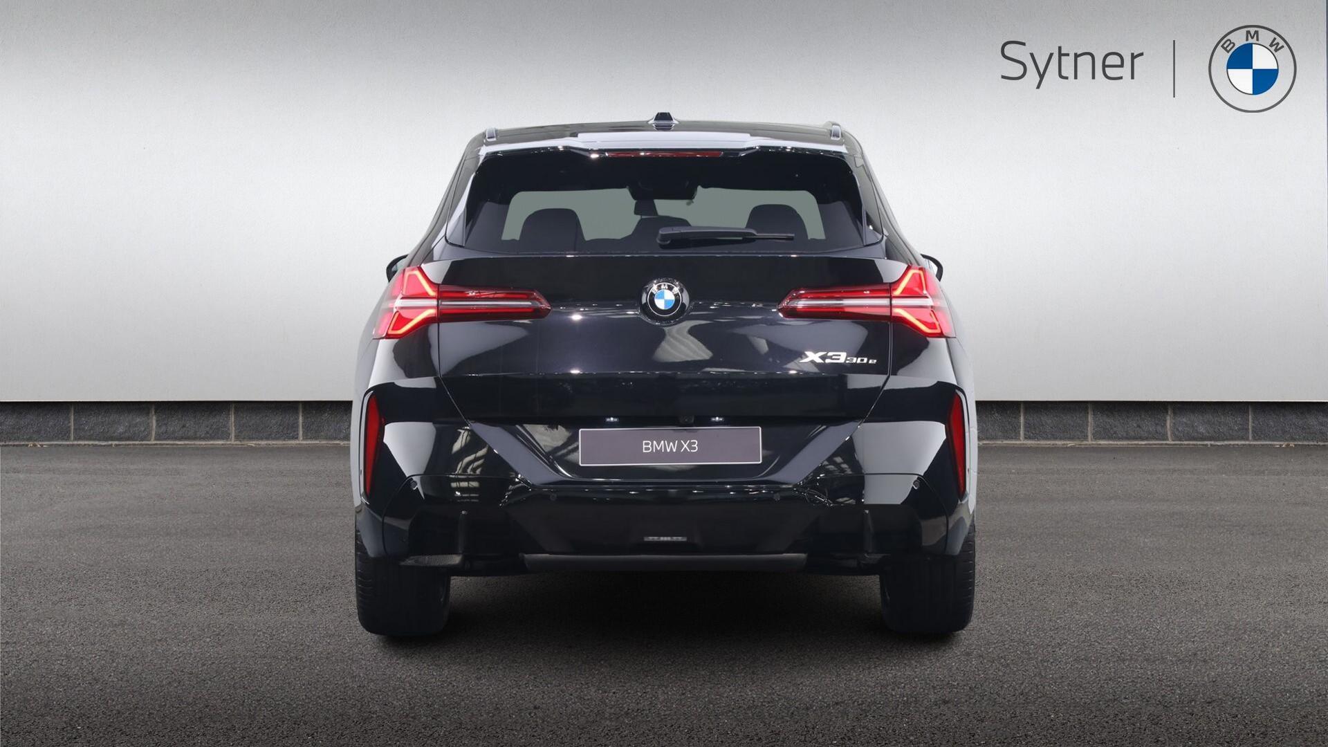 BMW X3 view 15