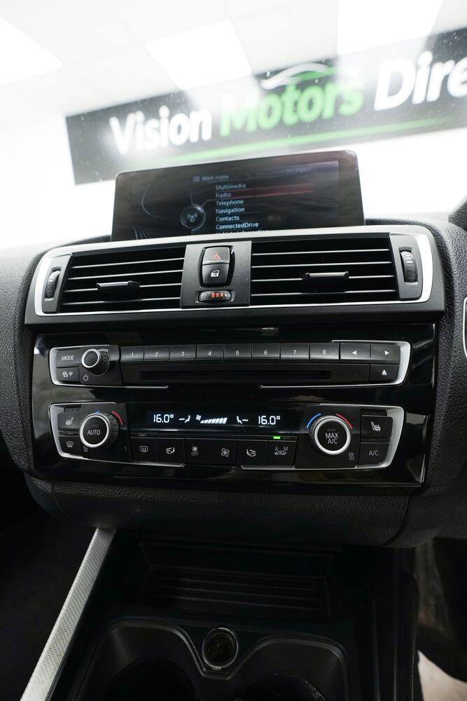 BMW 2 Series view 22