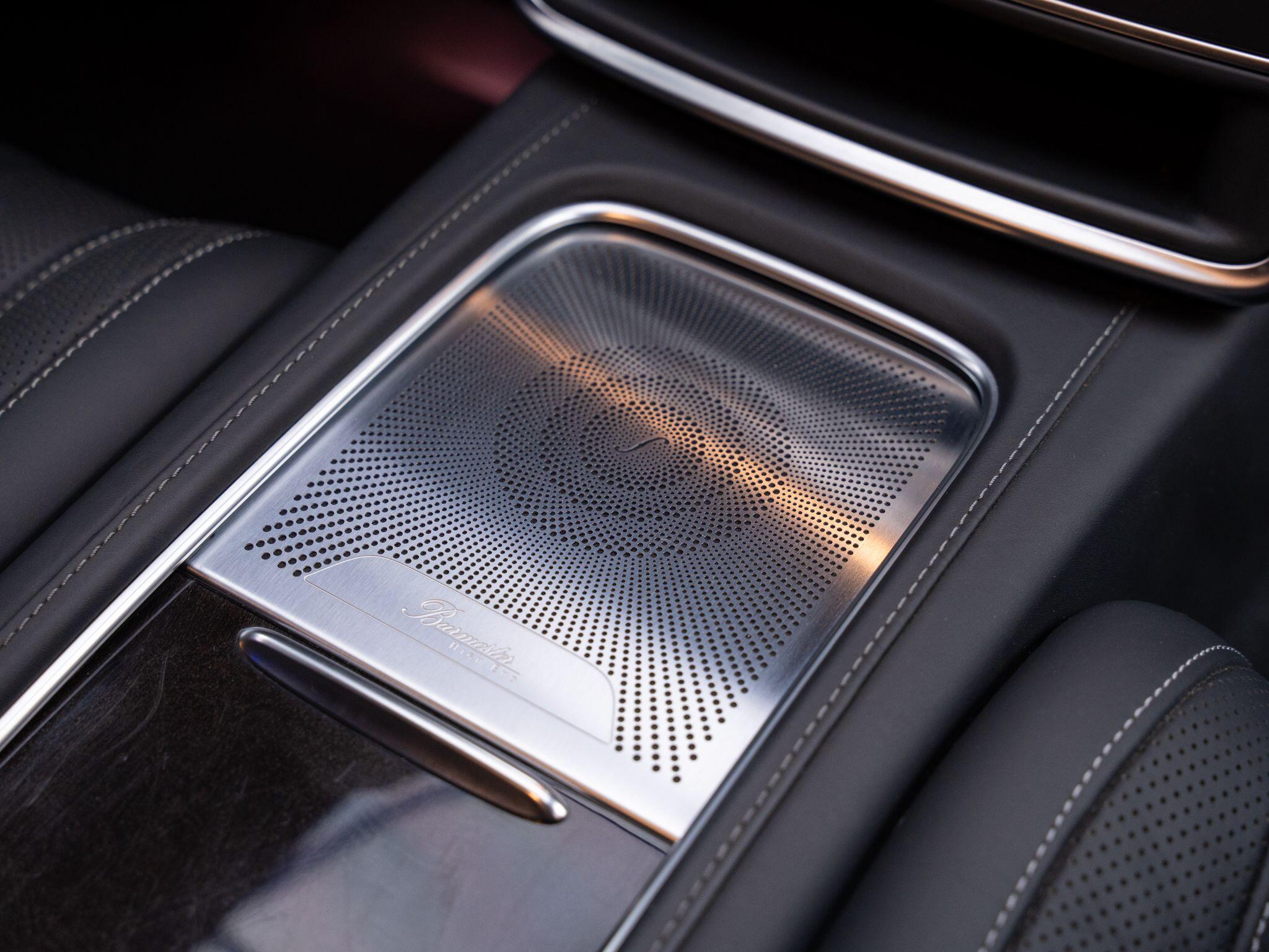 Mercedes-Benz S-Class view 8