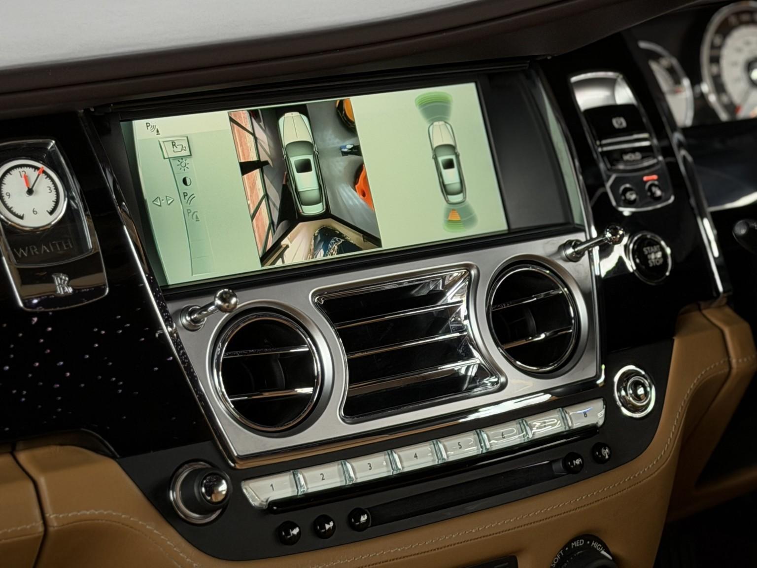 Rolls-Royce Wraith view 46