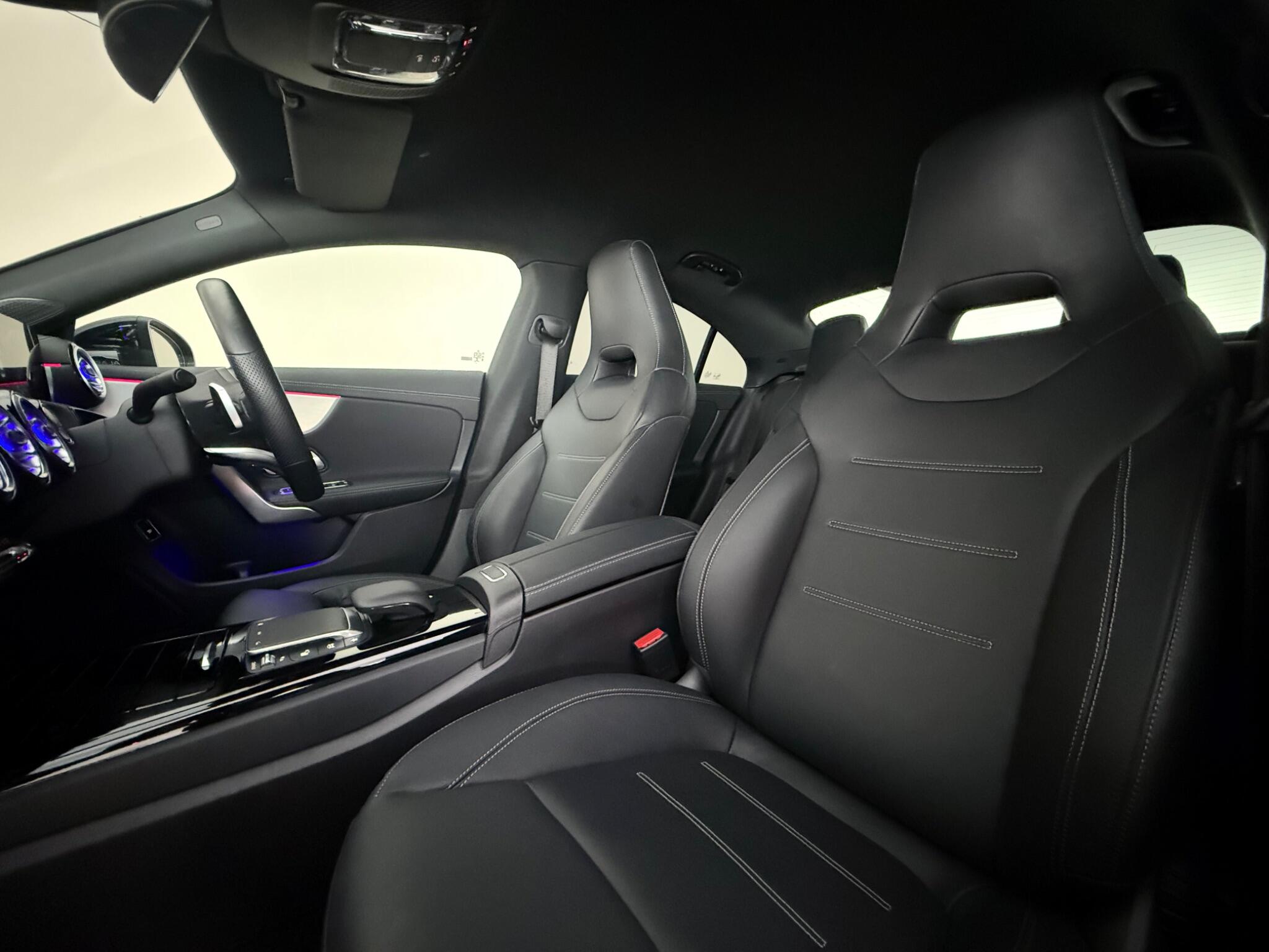 Mercedes-Benz Cla view 36