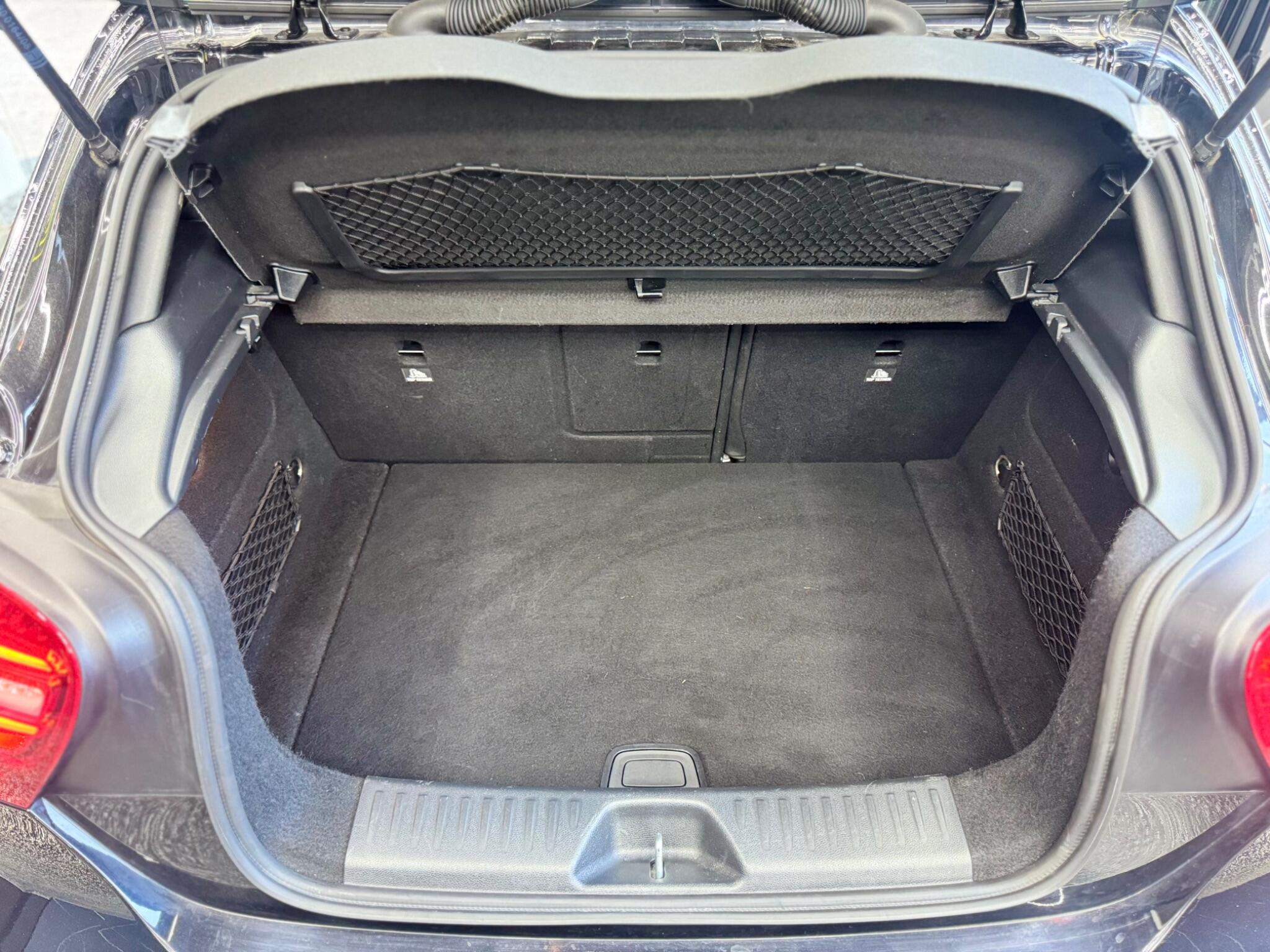 Mercedes-Benz A-Class view 26