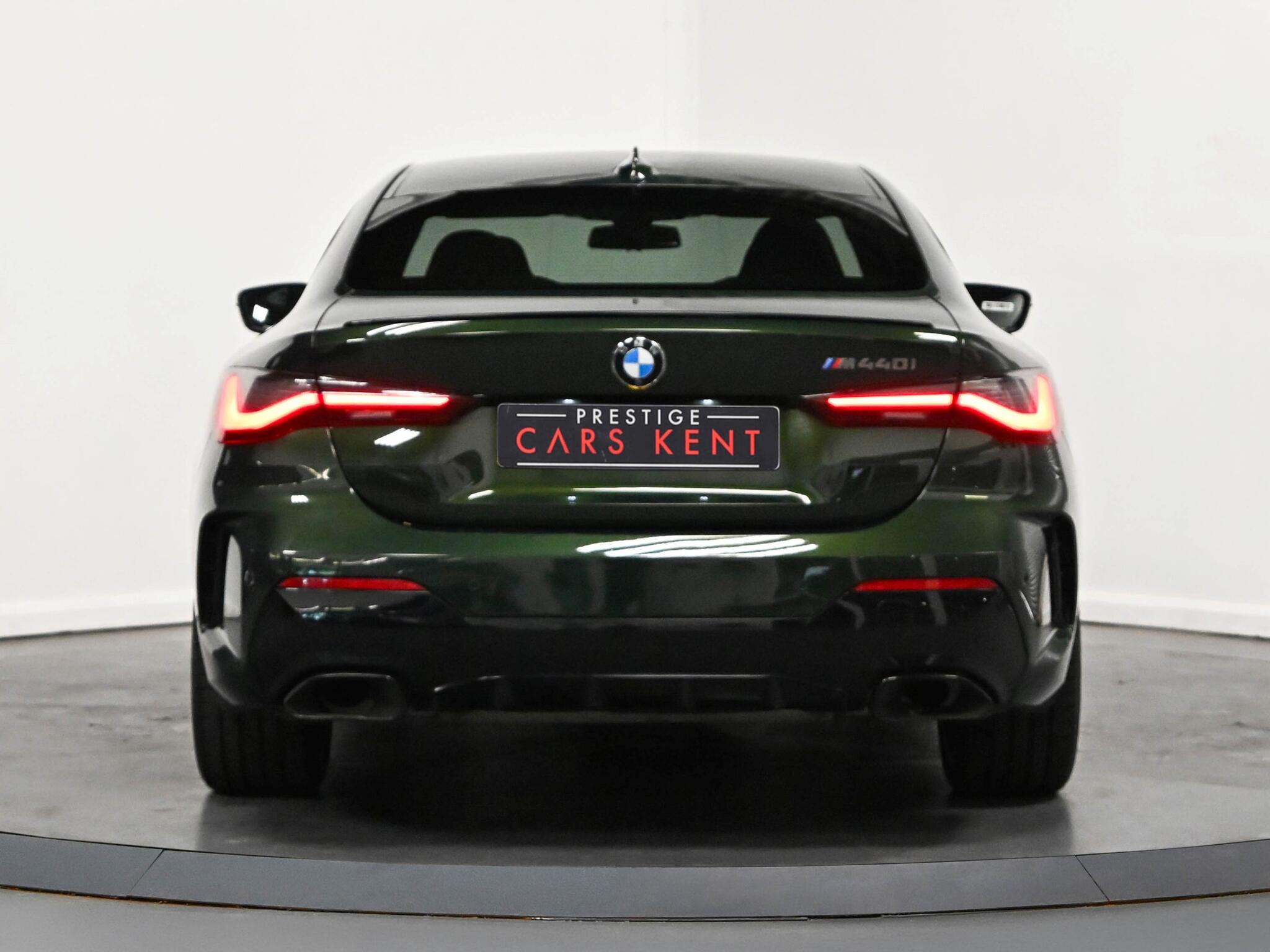BMW 4 Series view 22