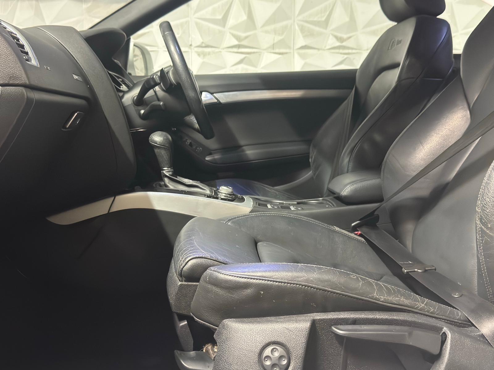 Audi A6 view 15