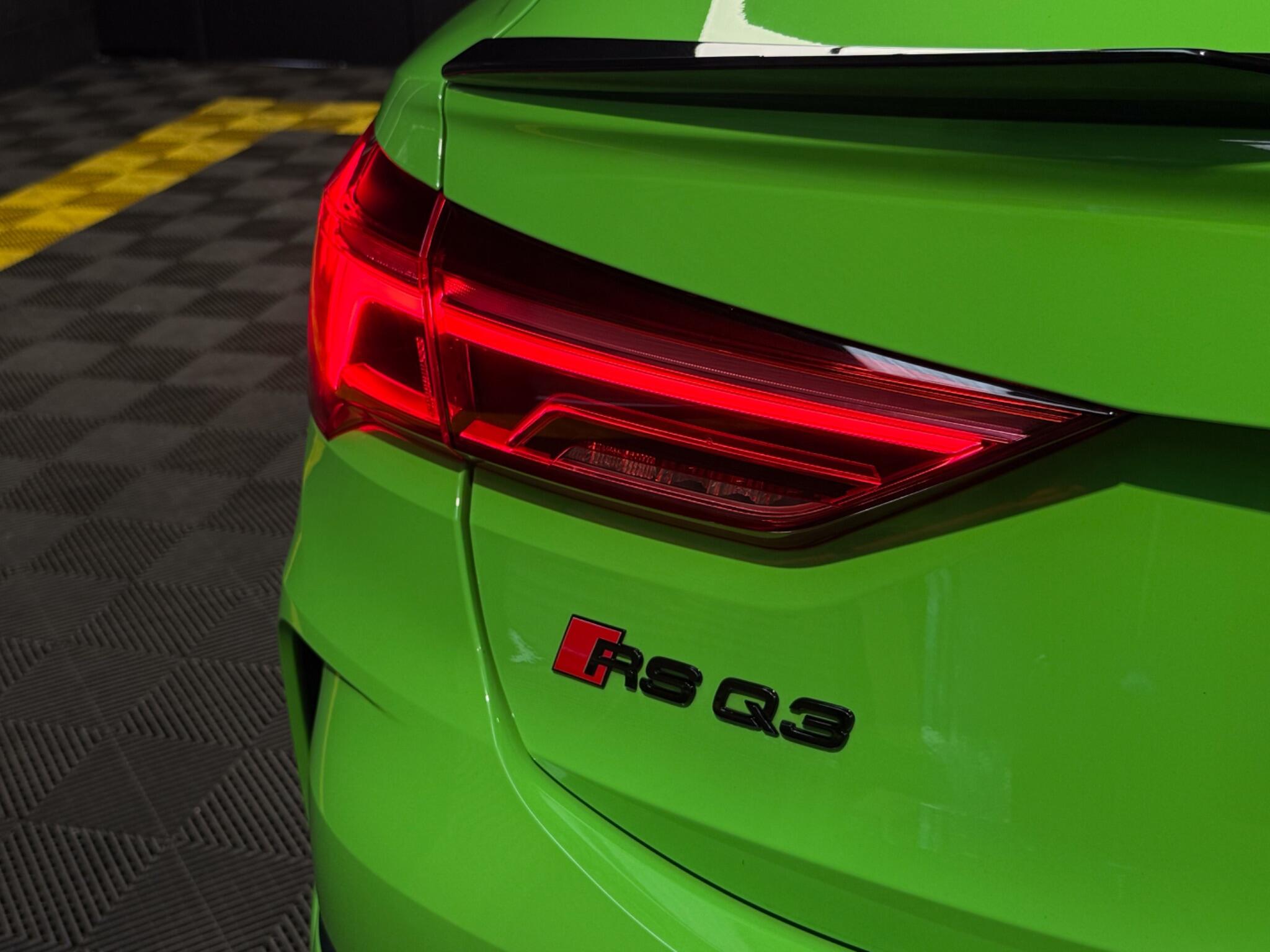 Audi RS Q3 view 13