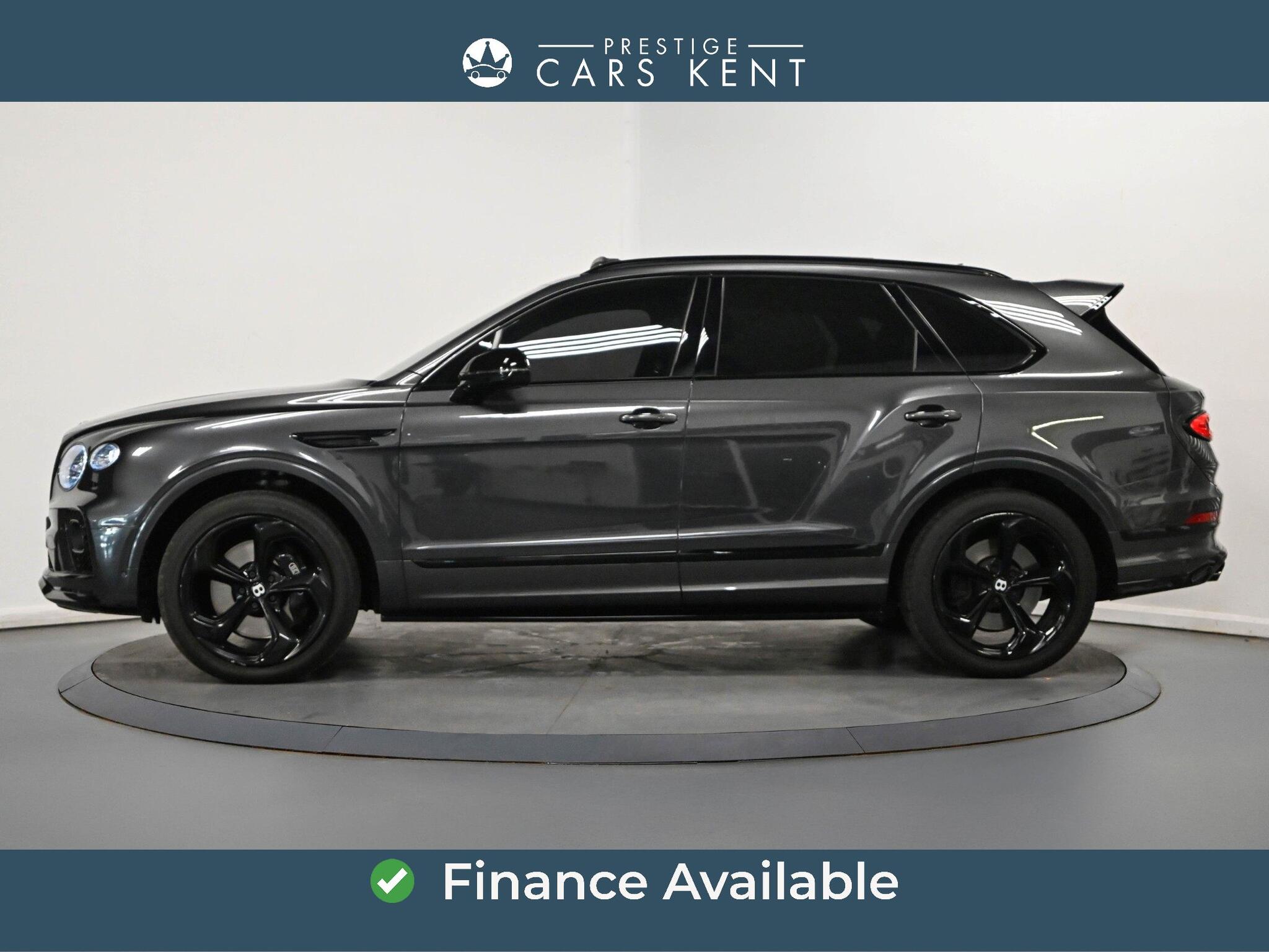 Bentley Bentayga view 4