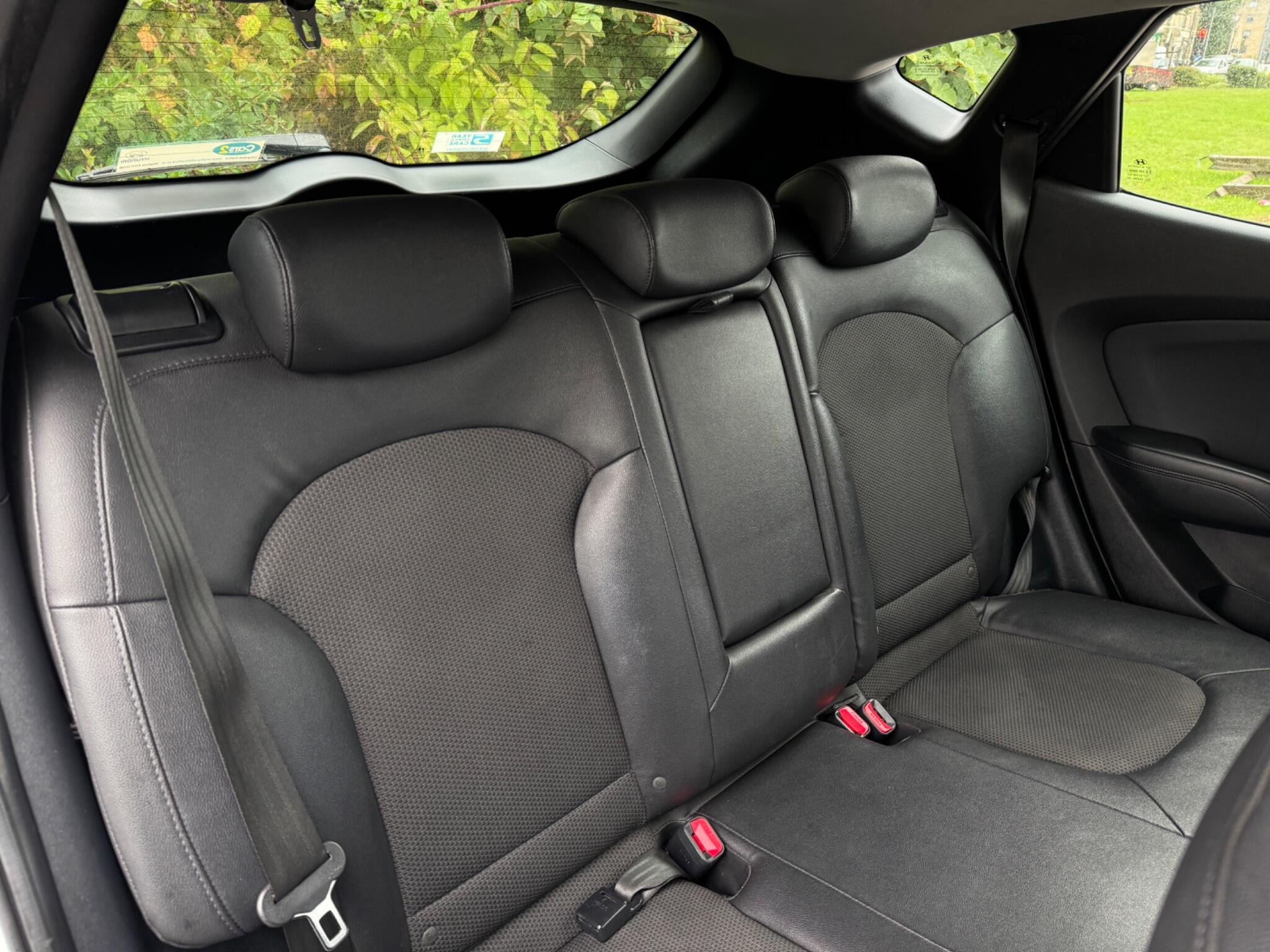 Hyundai Ix35 view 45