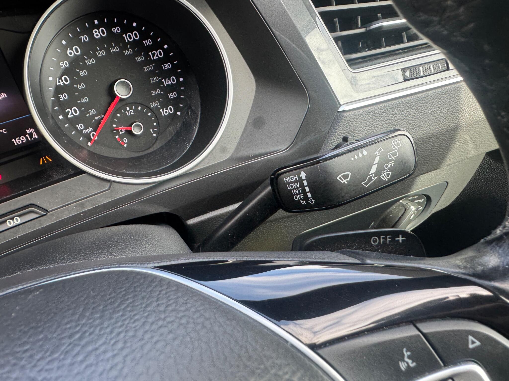 Volkswagen Tiguan view 62