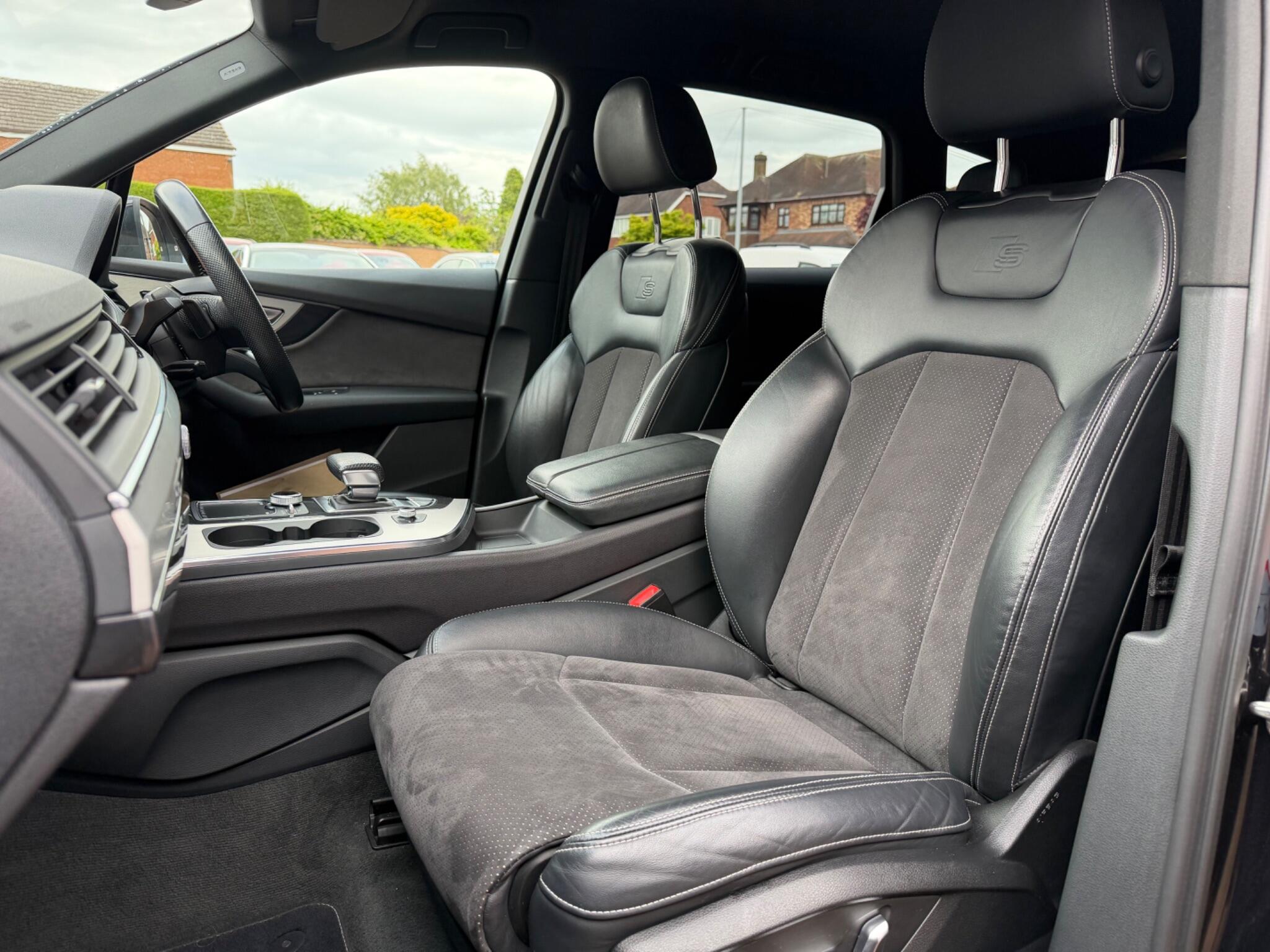 Audi Q7 view 69
