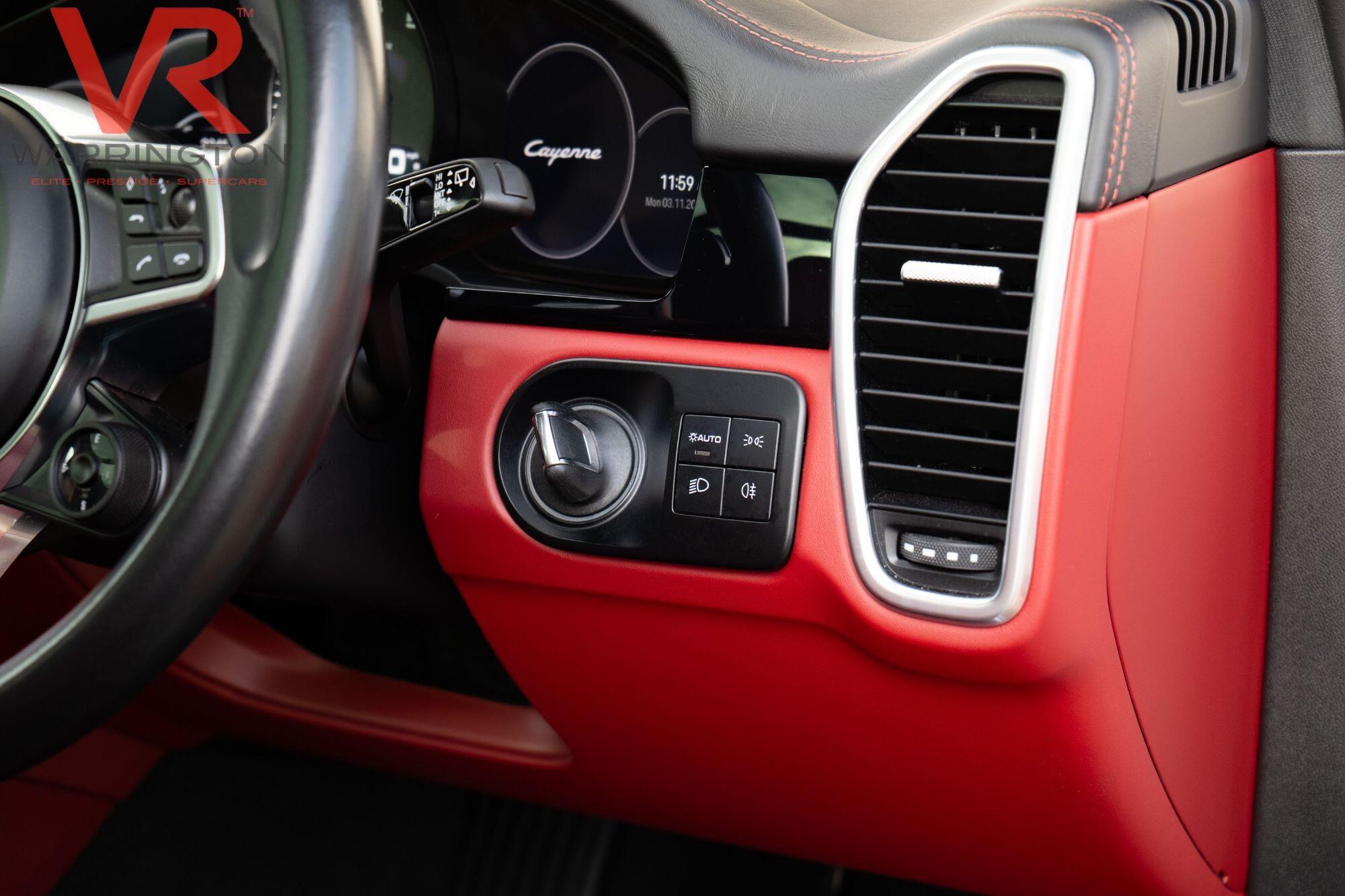Porsche Cayenne view 15
