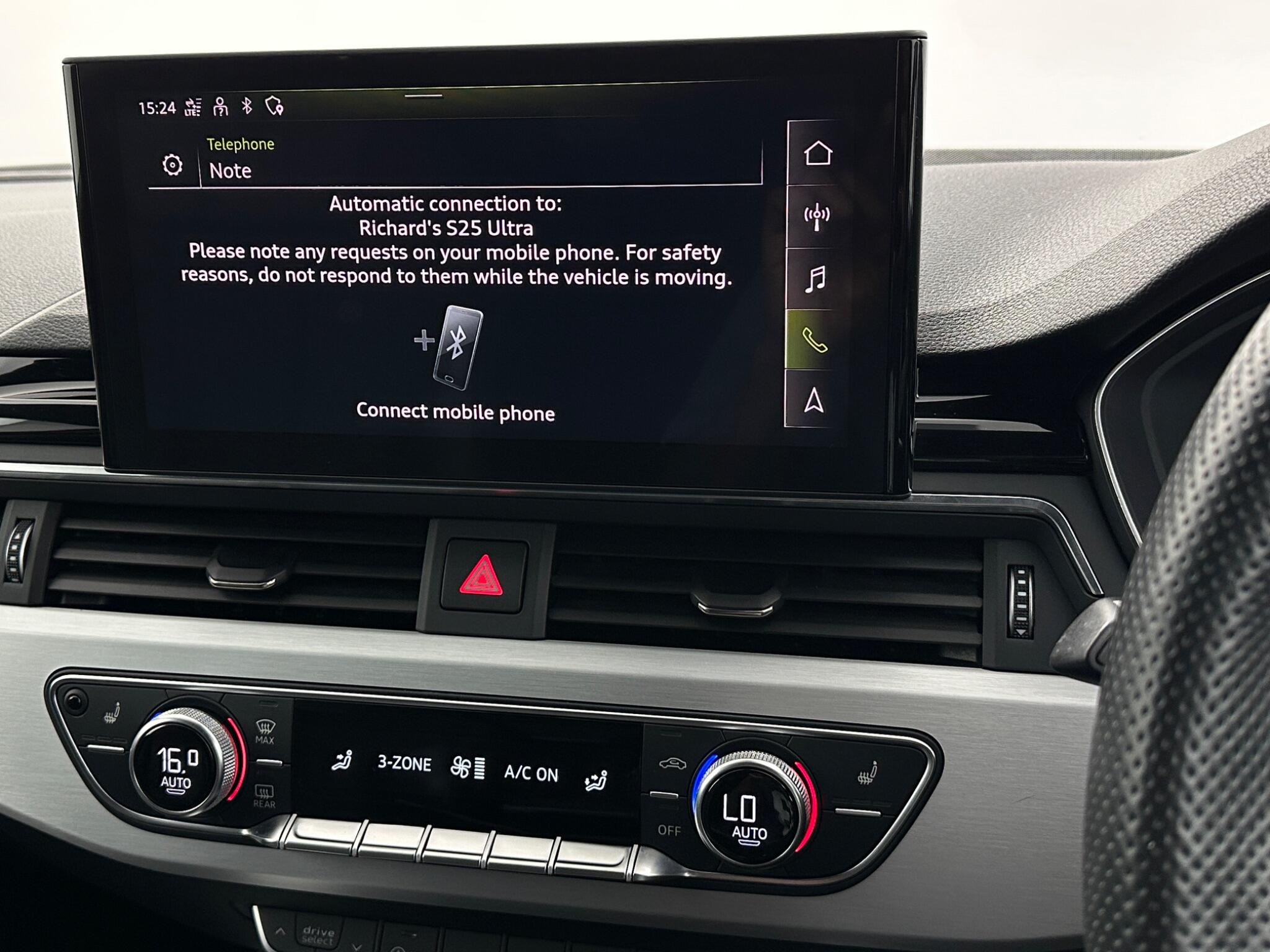 Audi A4 view 25