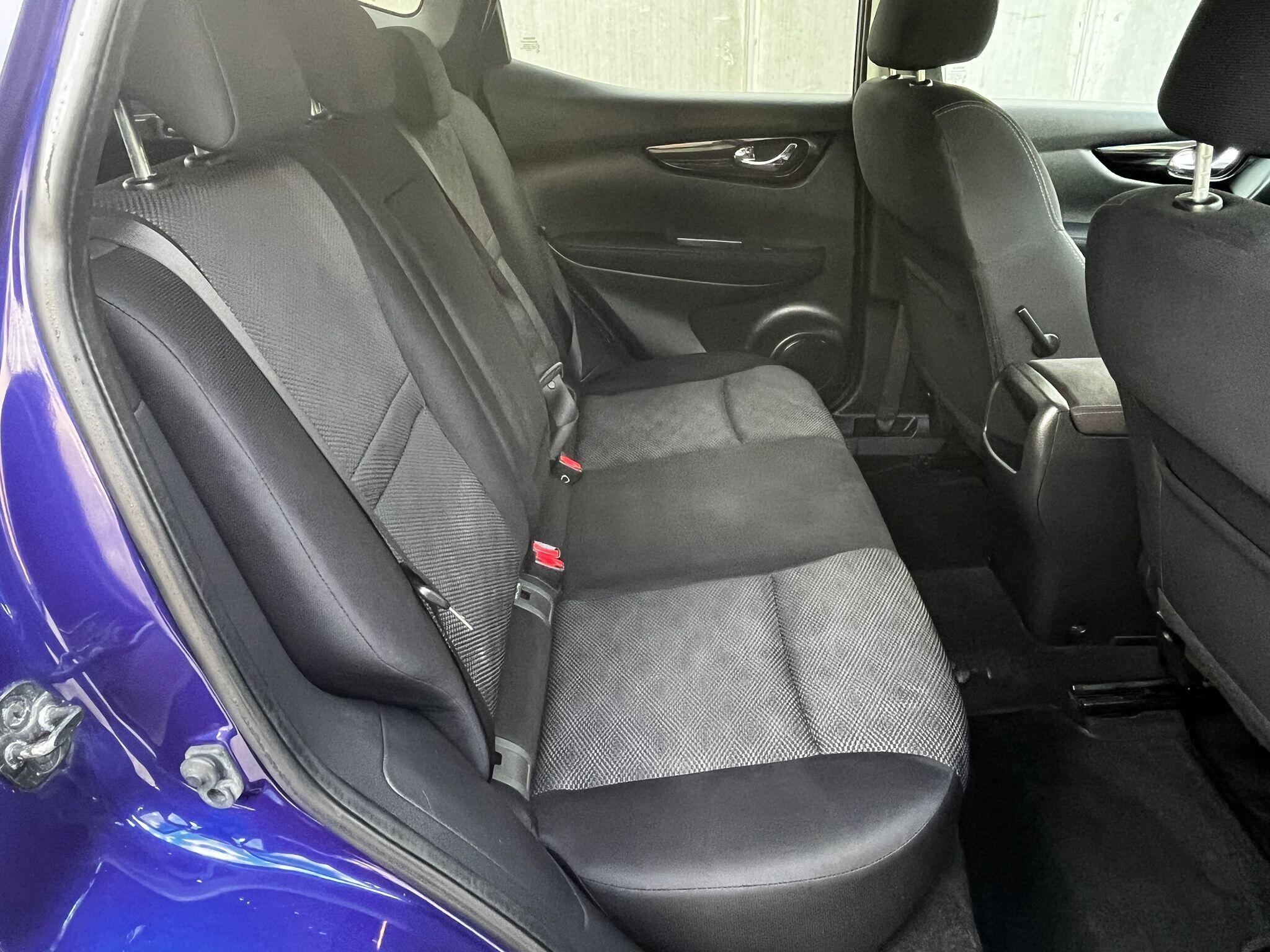 2015 Nissan Qashqai 1.5 dCi Acenta Premium 2WD Euro 5 (s/s) 5dr • 108,000 miles image 15