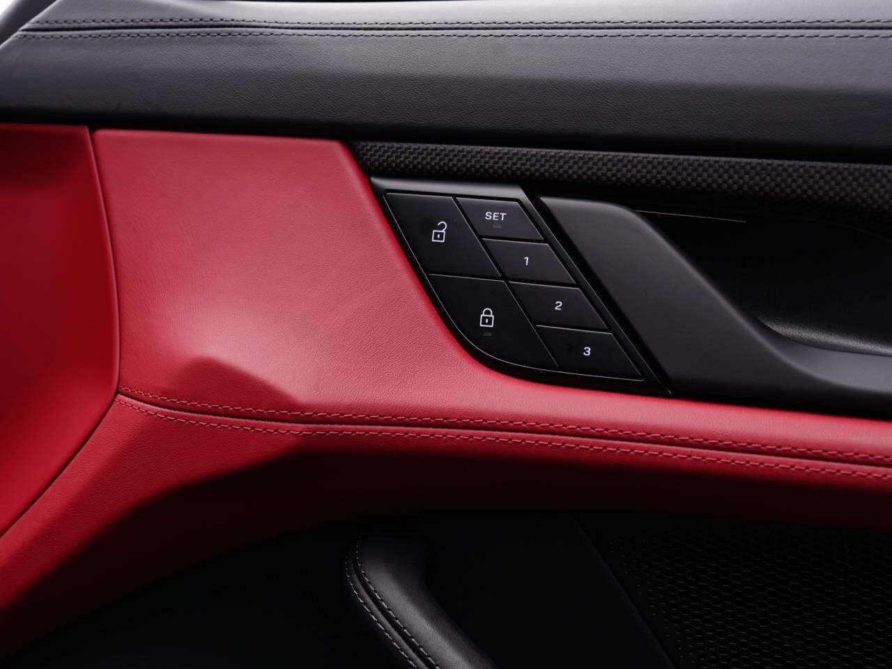 Porsche Taycan view 46