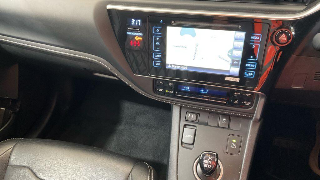Toyota Auris view 10