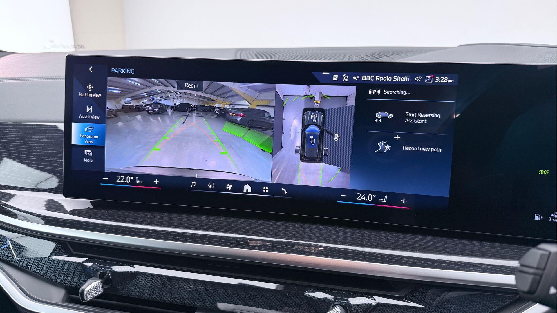 BMW X5 view 26