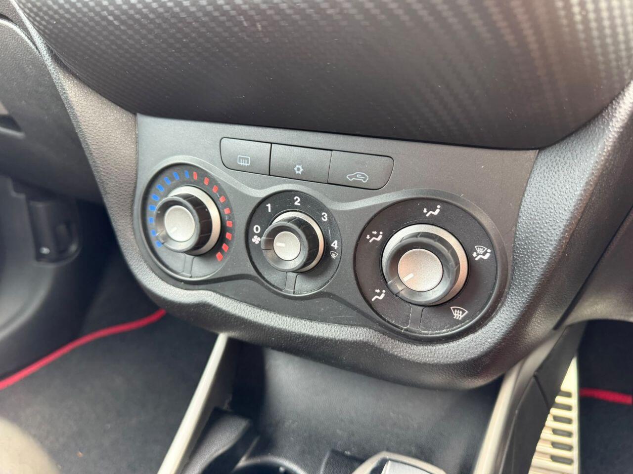 Alfa Romeo Mito view 31