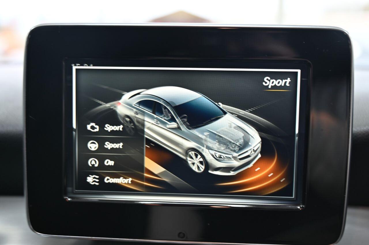 Mercedes-Benz Cla view 28