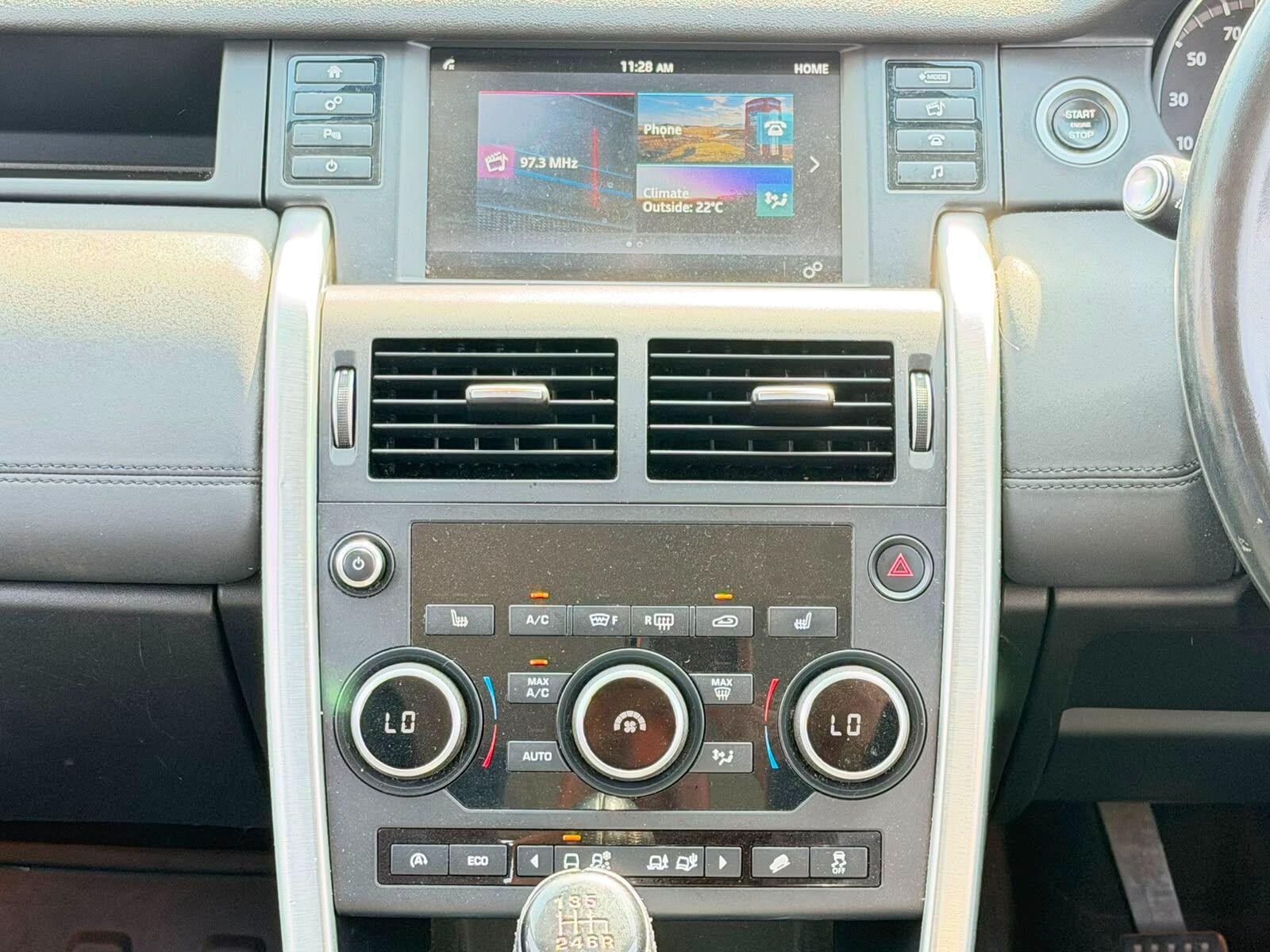 Land Rover Discovery Sport view 22