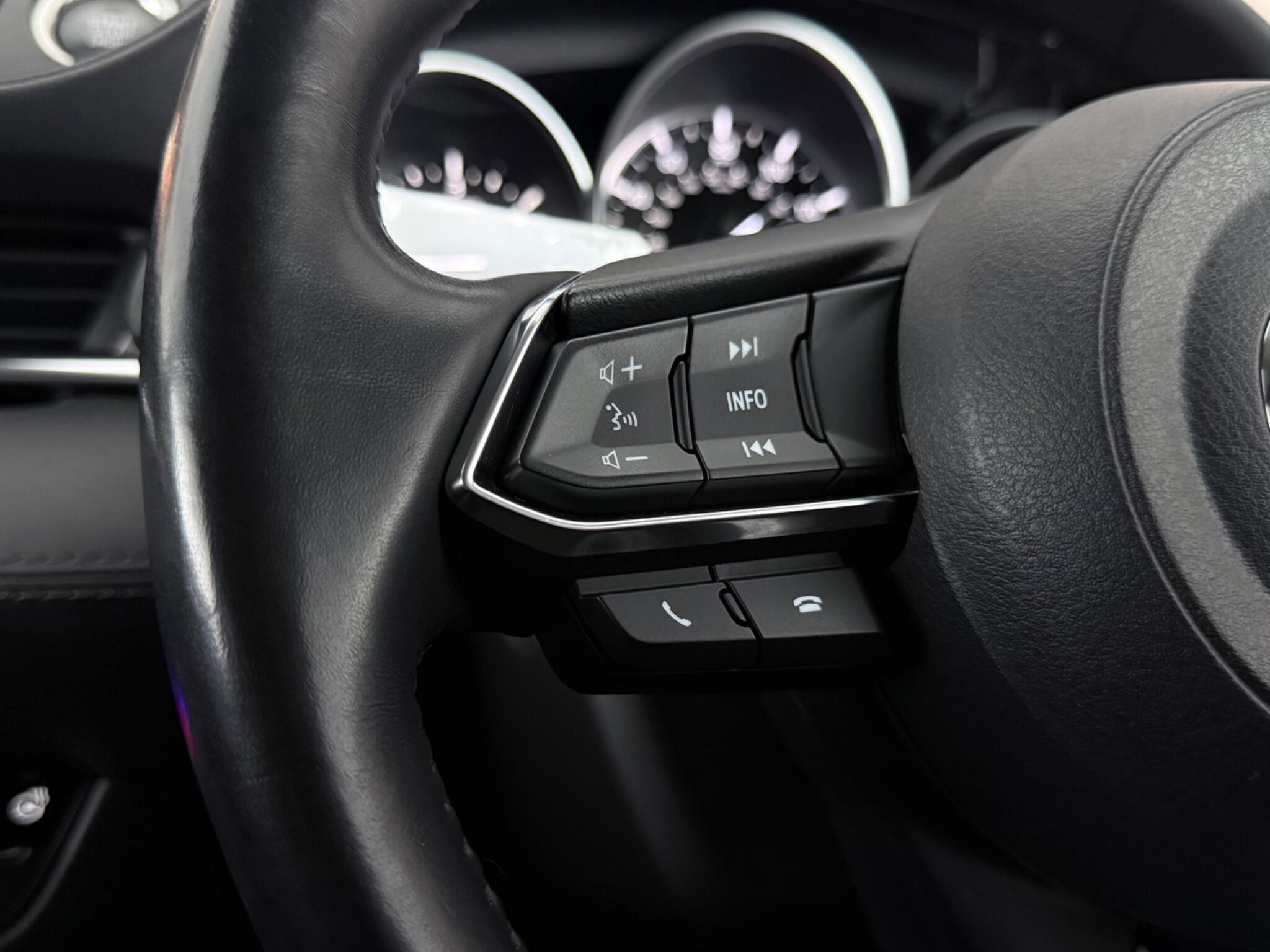 Mazda Mazda6 view 12