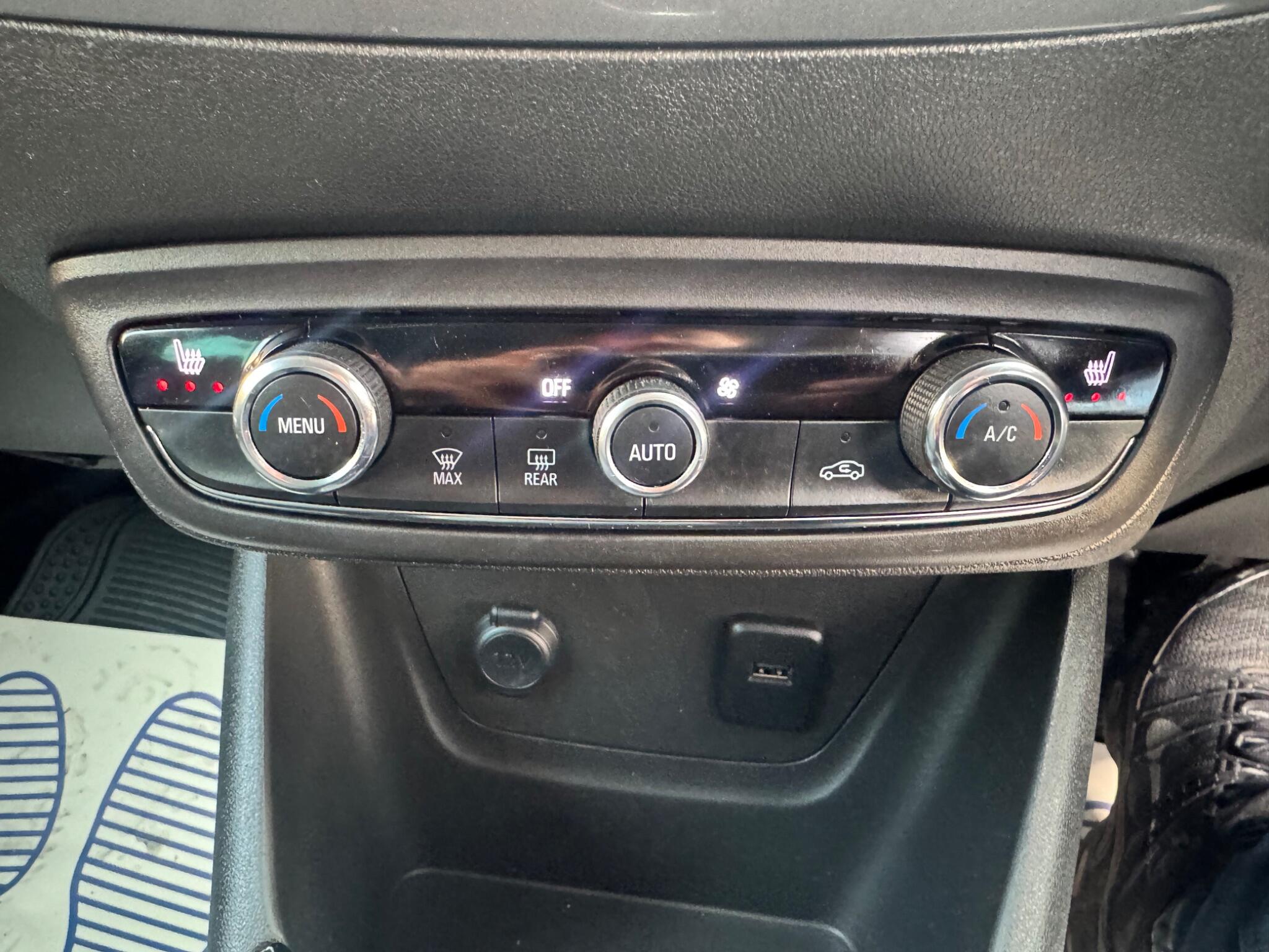 Vauxhall Crossland view 17