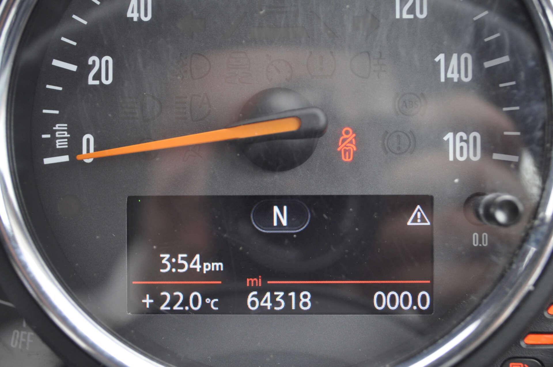 Mini Clubman view 22