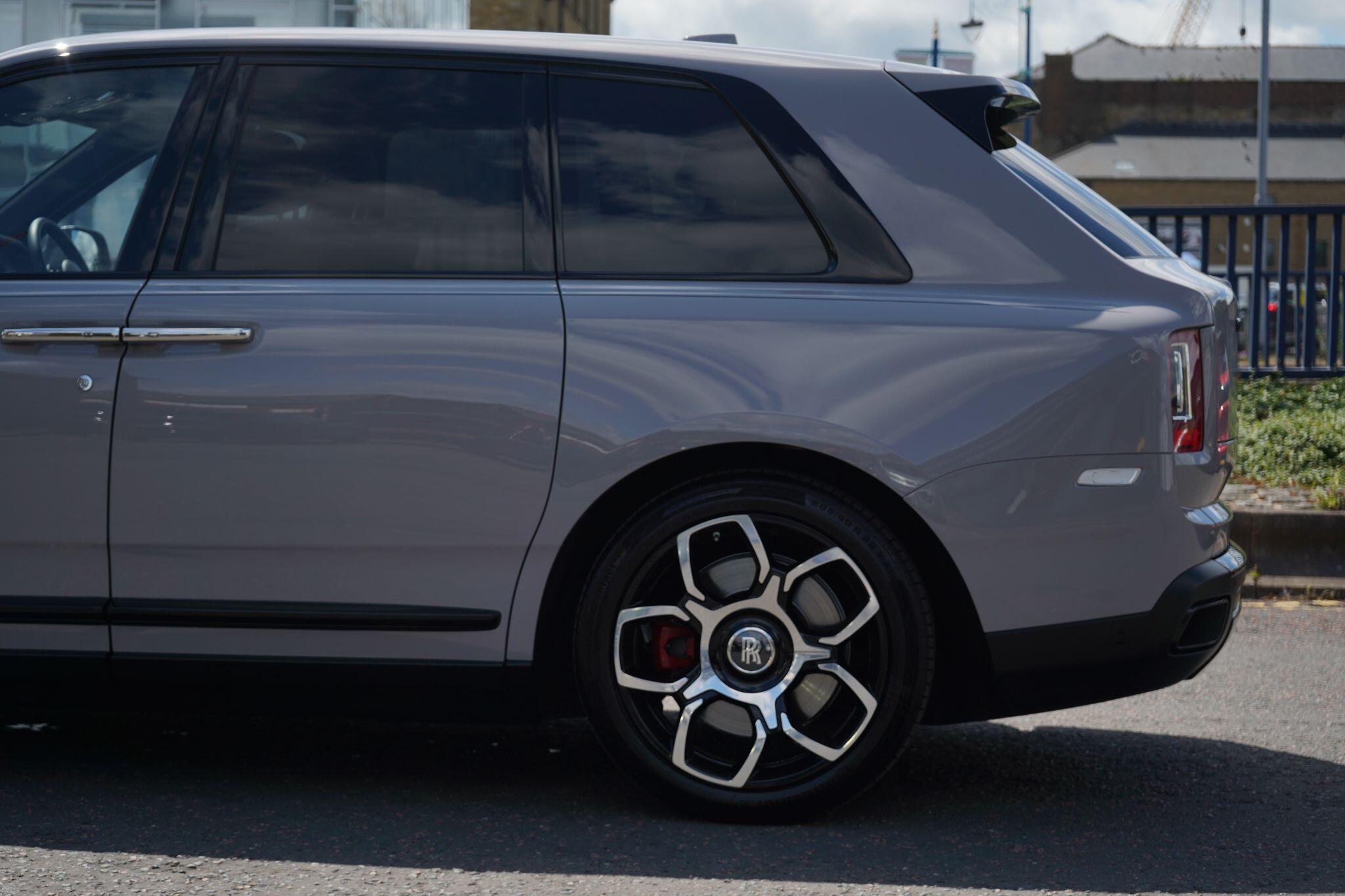 Rolls-Royce Cullinan view 6