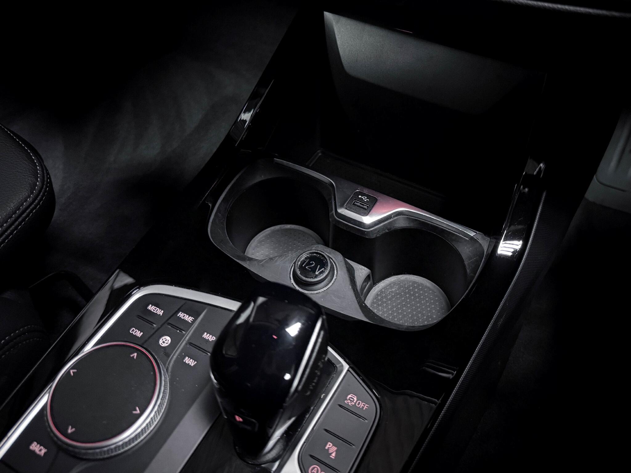 BMW 2 Series view 30
