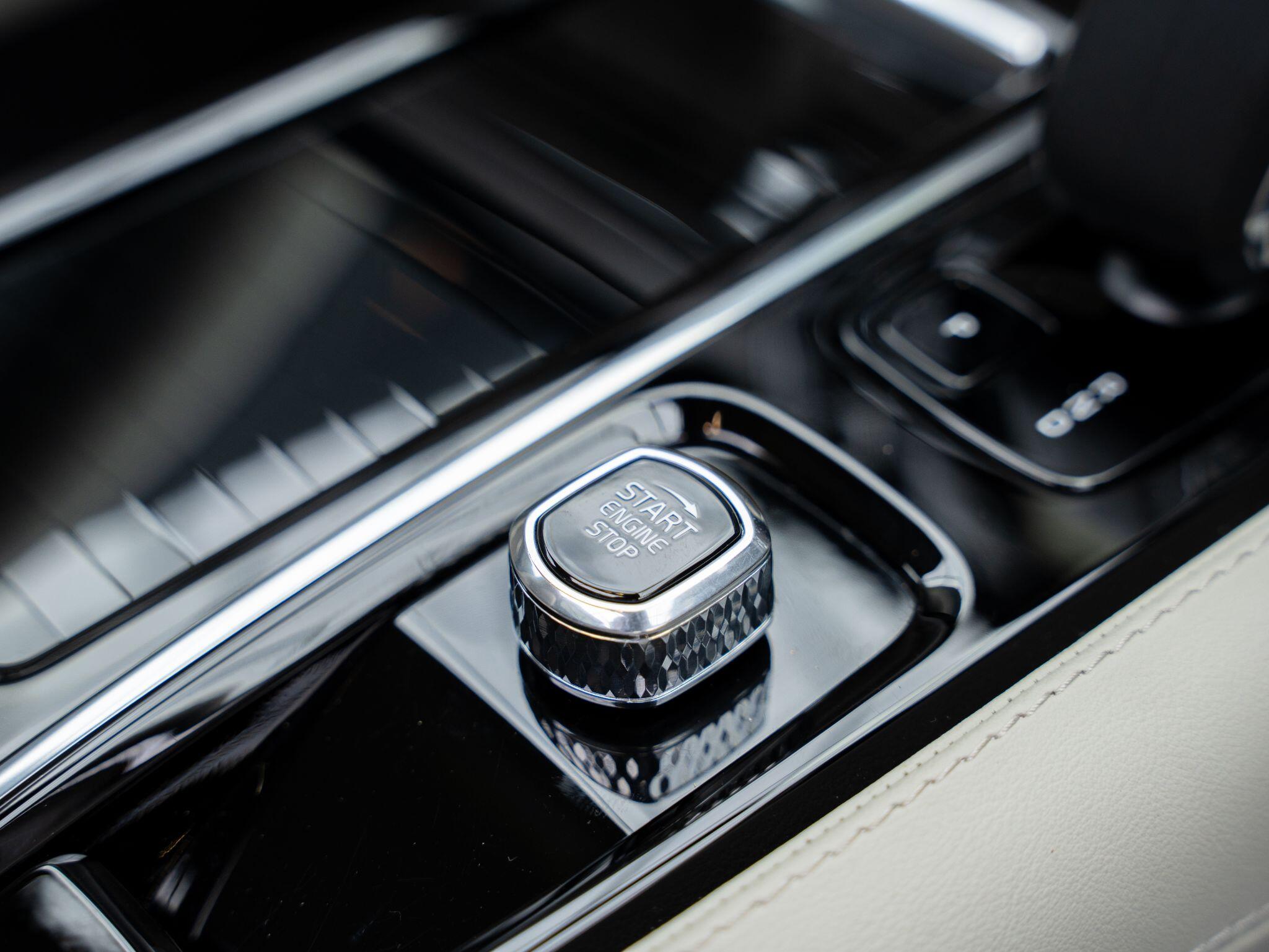 Volvo V90 view 24