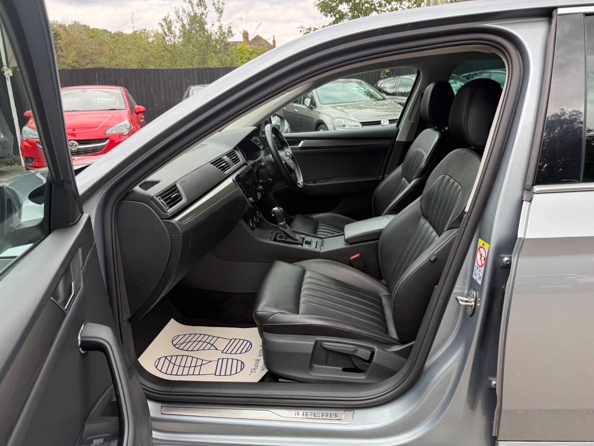 Skoda Superb view 32