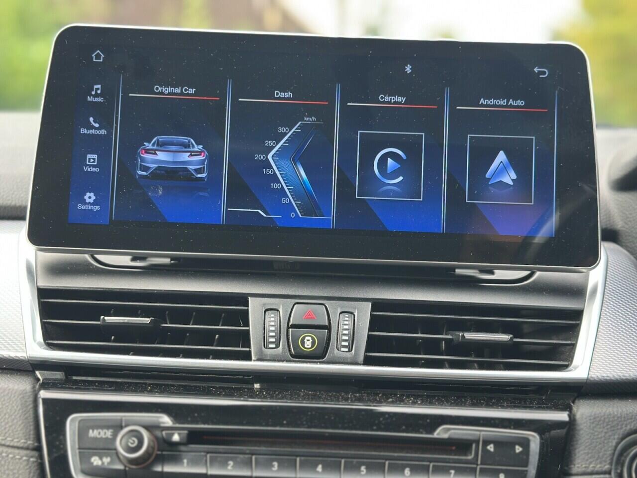 BMW 2 Series view 26