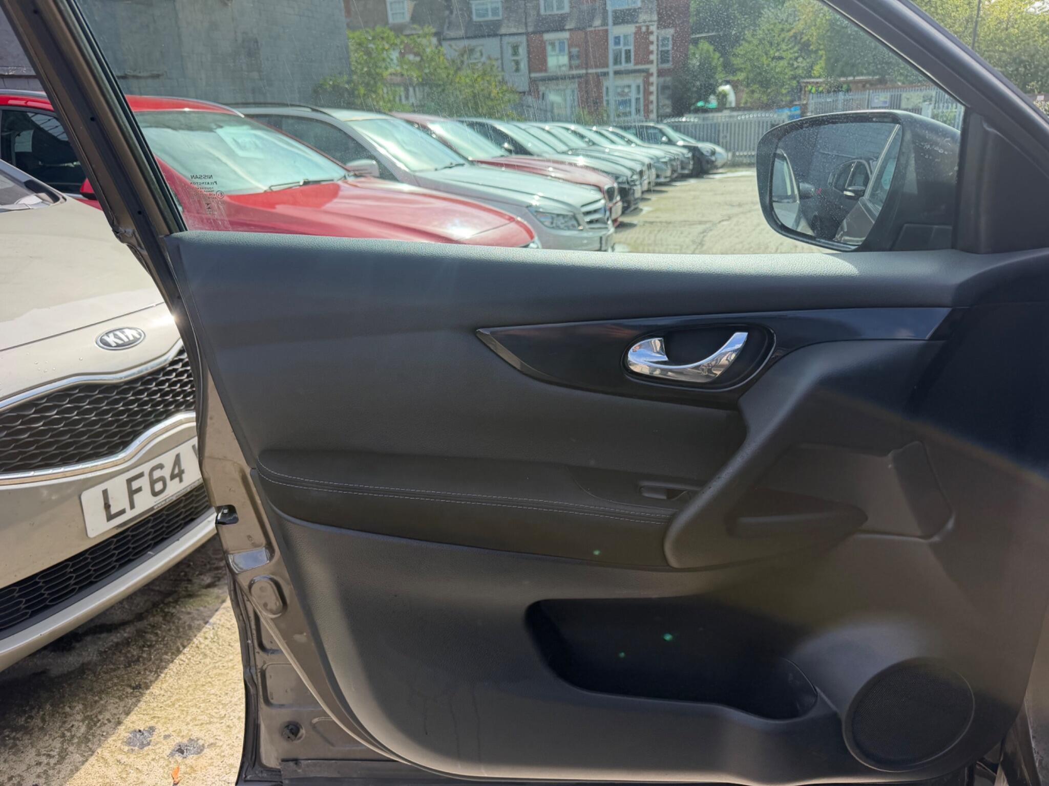Nissan Qashqai view 15