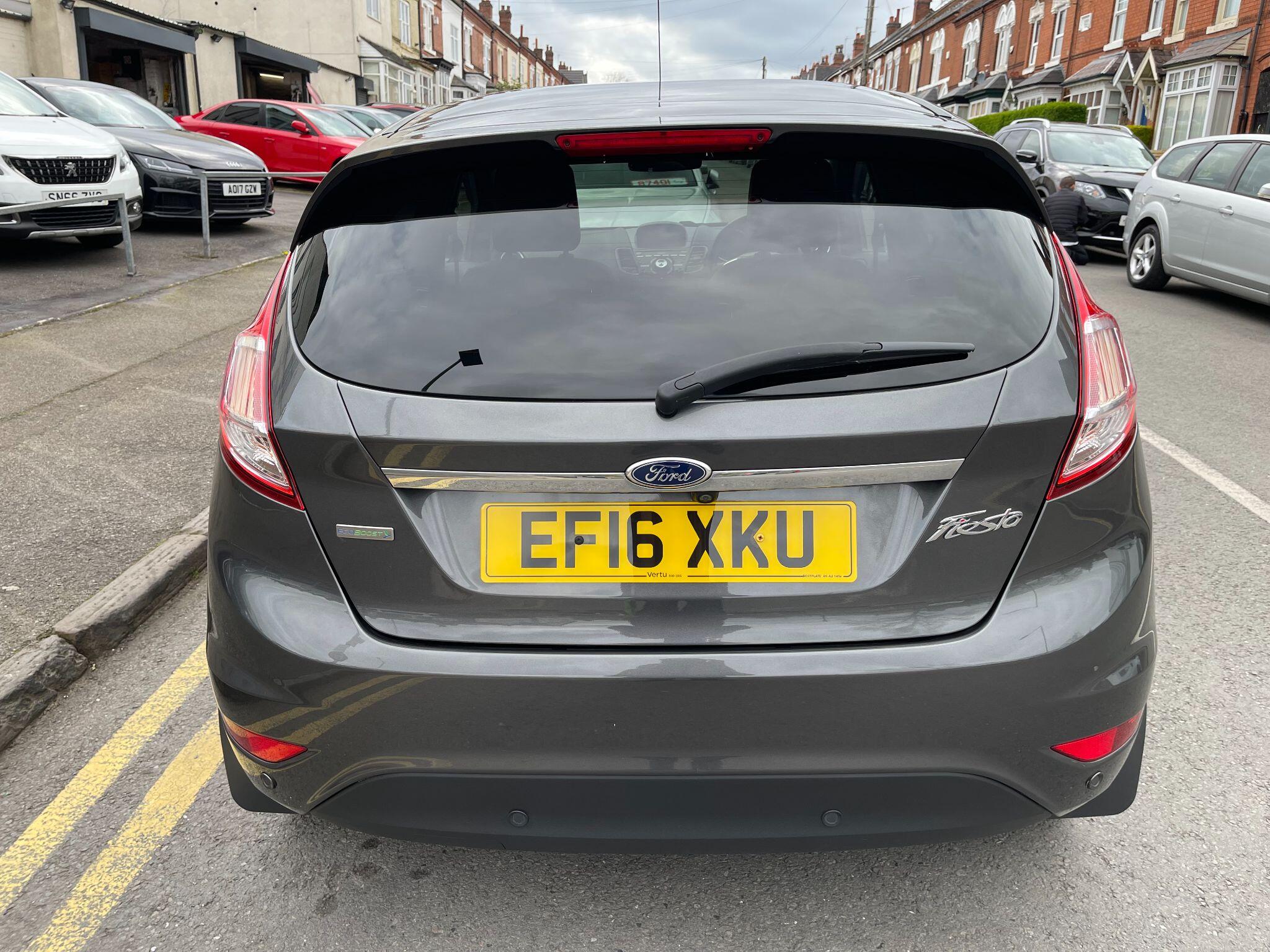 Ford Fiesta view 12
