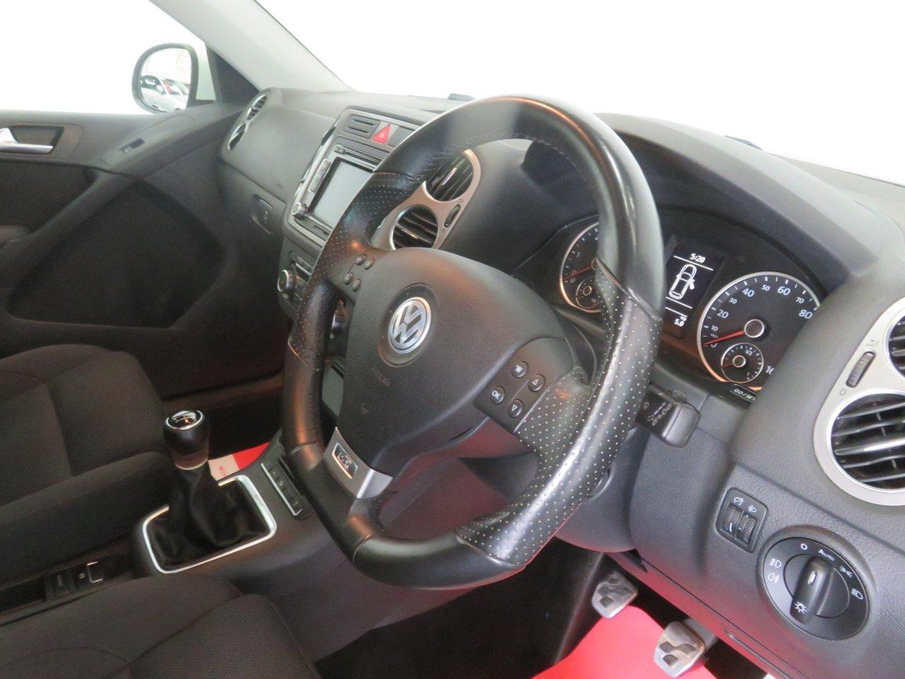 Volkswagen Tiguan view 43
