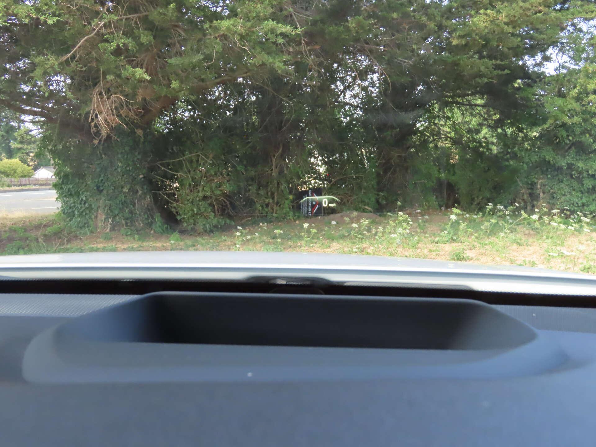 BMW 6 Series view 14