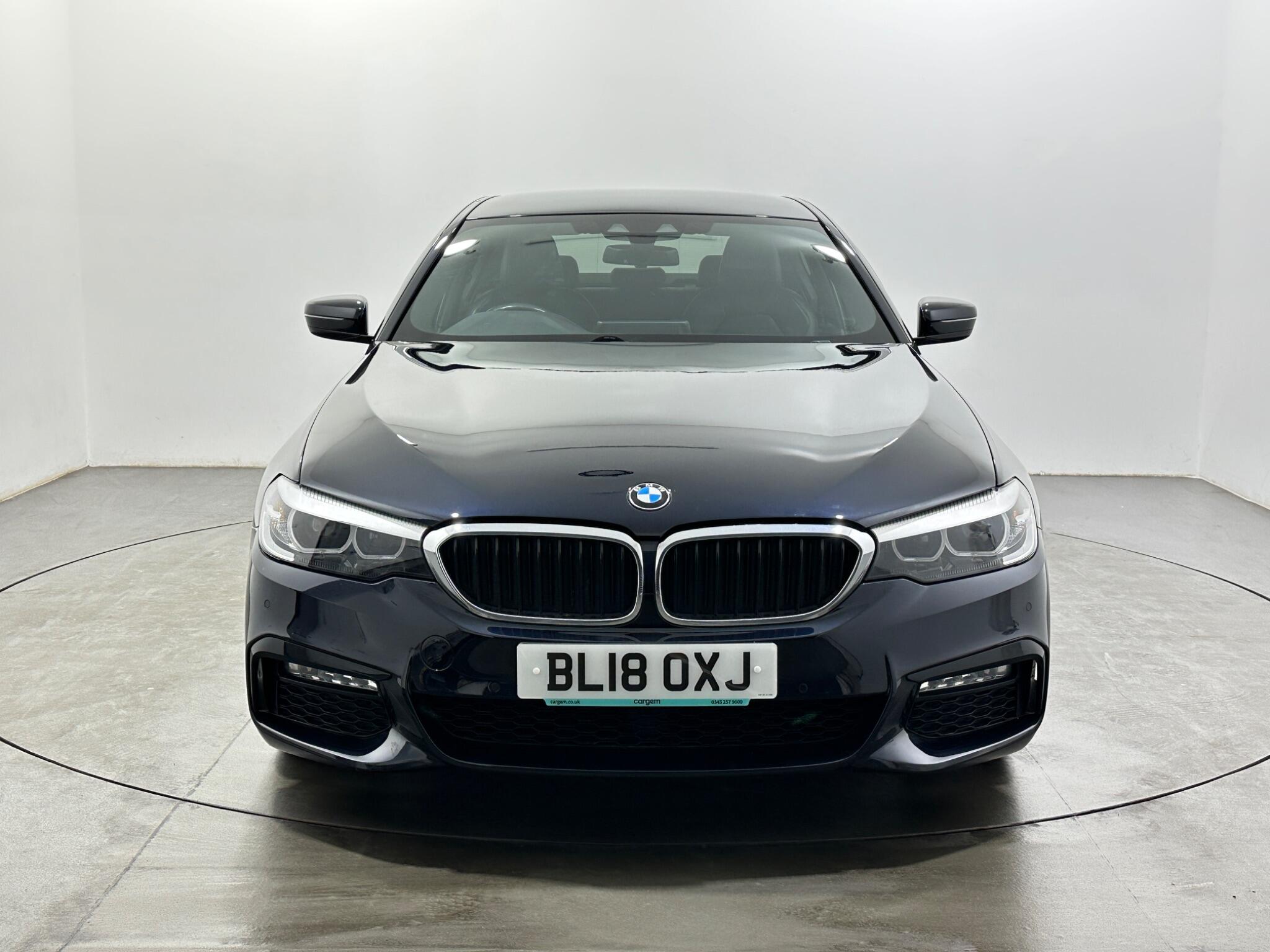 BMW 5 Series view 3
