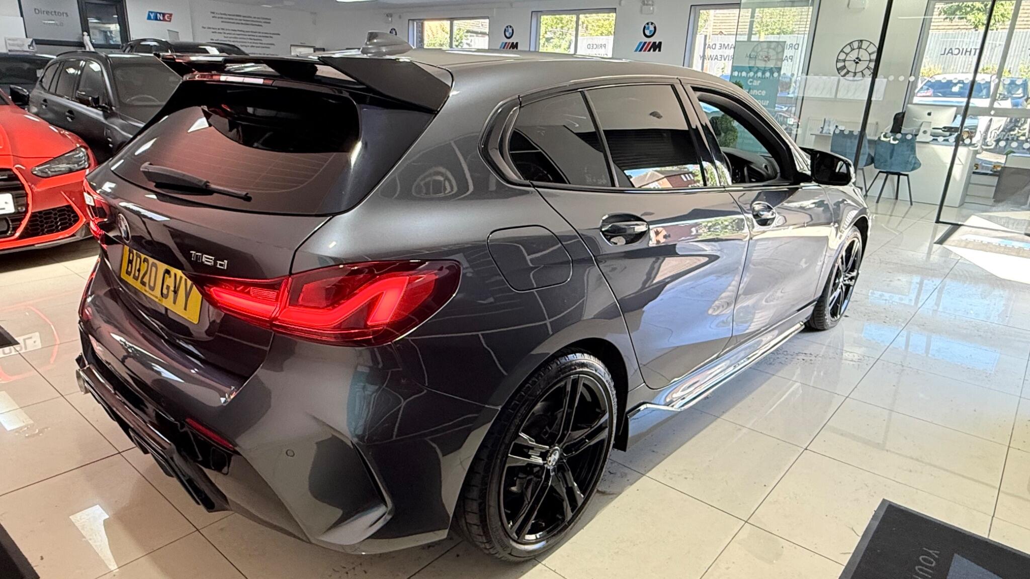 BMW 1 Series view 39