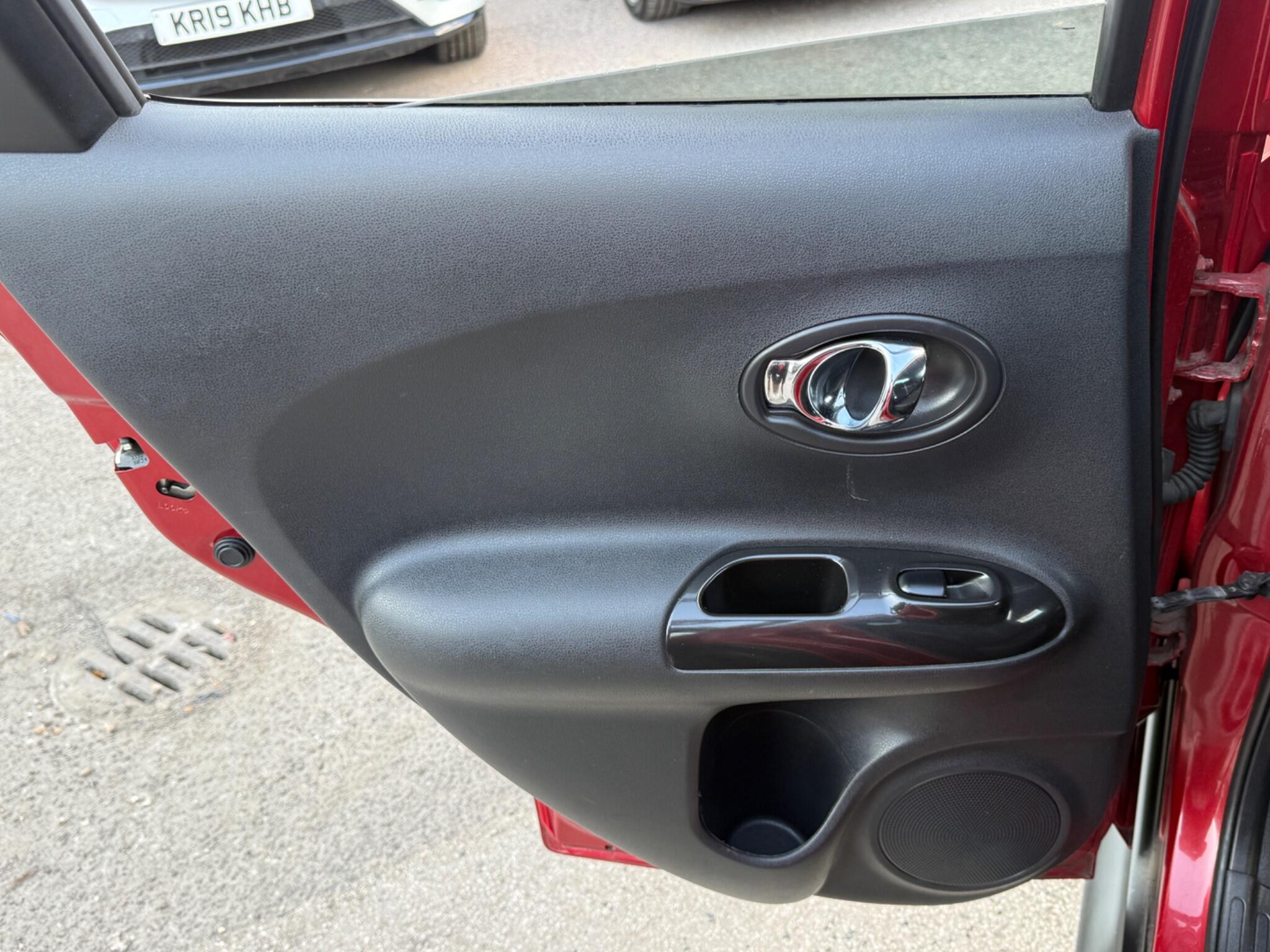 Nissan Juke - Image 37
