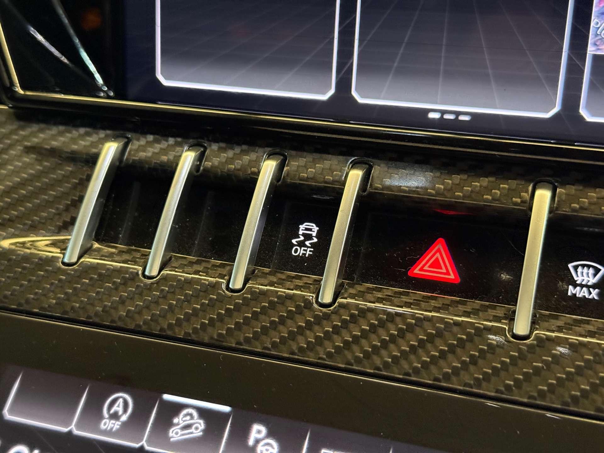 Lamborghini Urus view 51