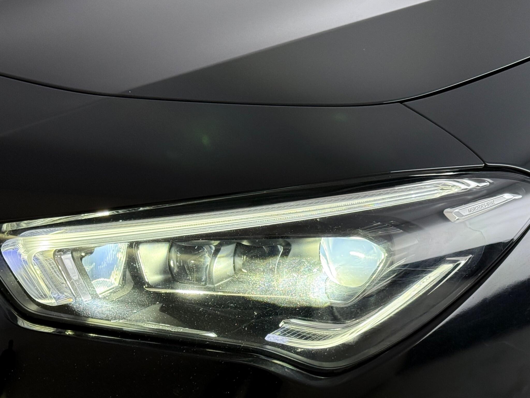 Mercedes-Benz Cla view 12