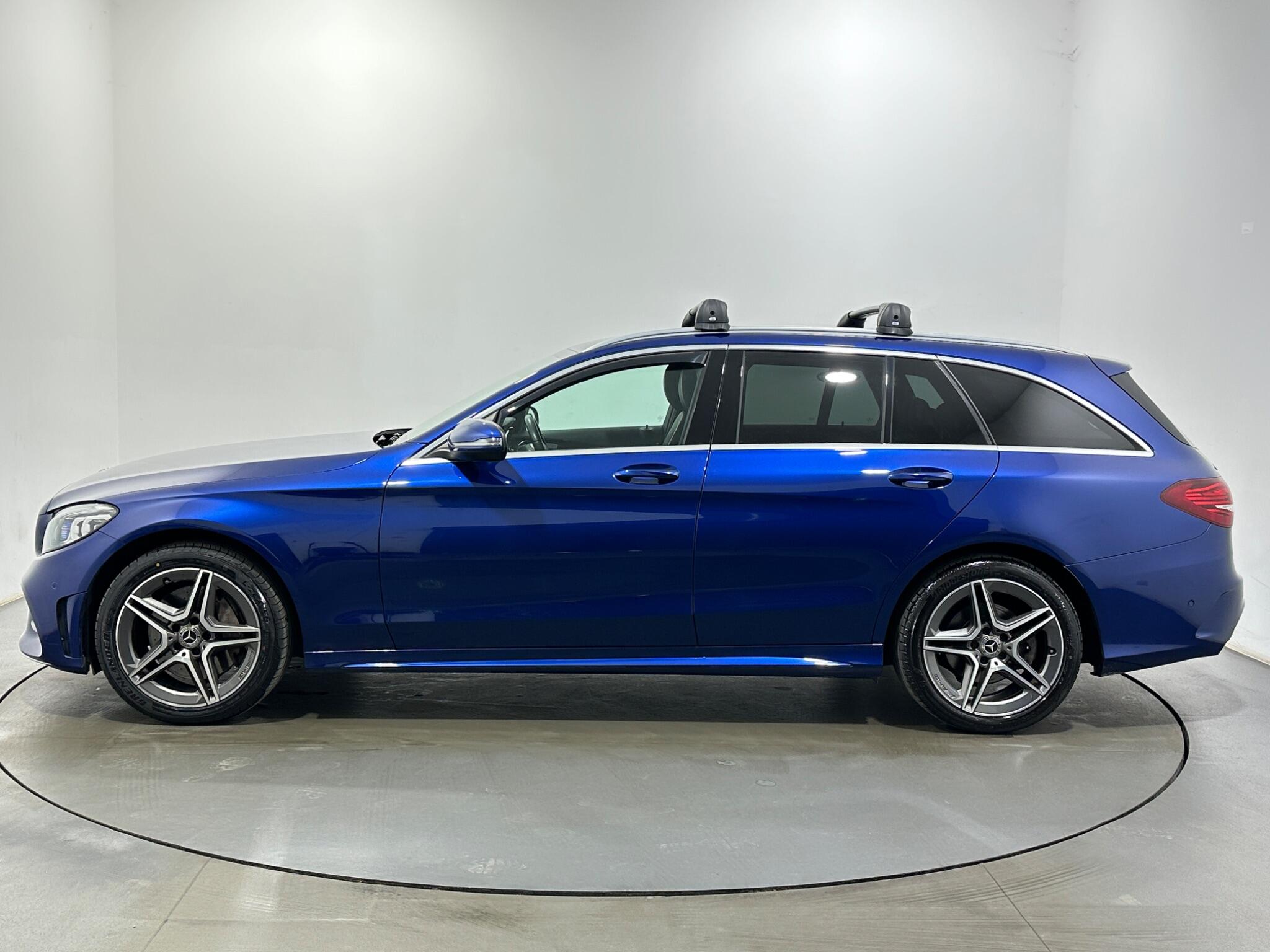 Mercedes-Benz C-Class view 5