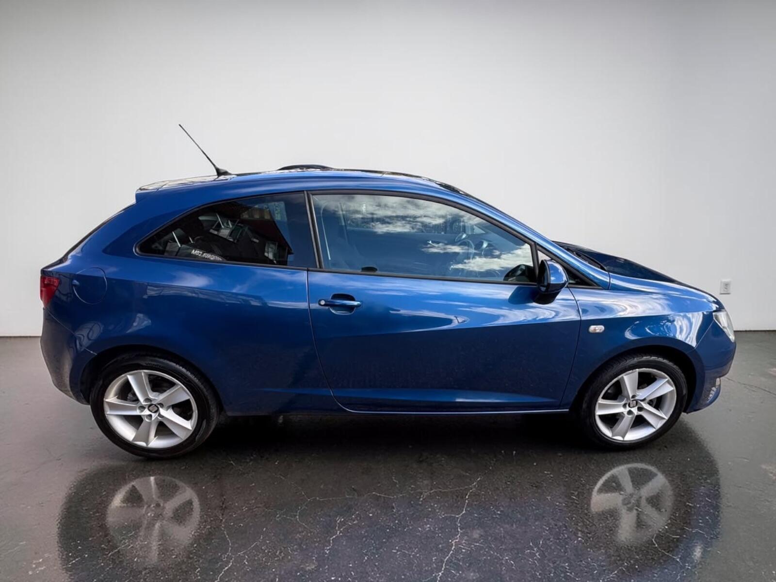 Seat Ibiza view 9